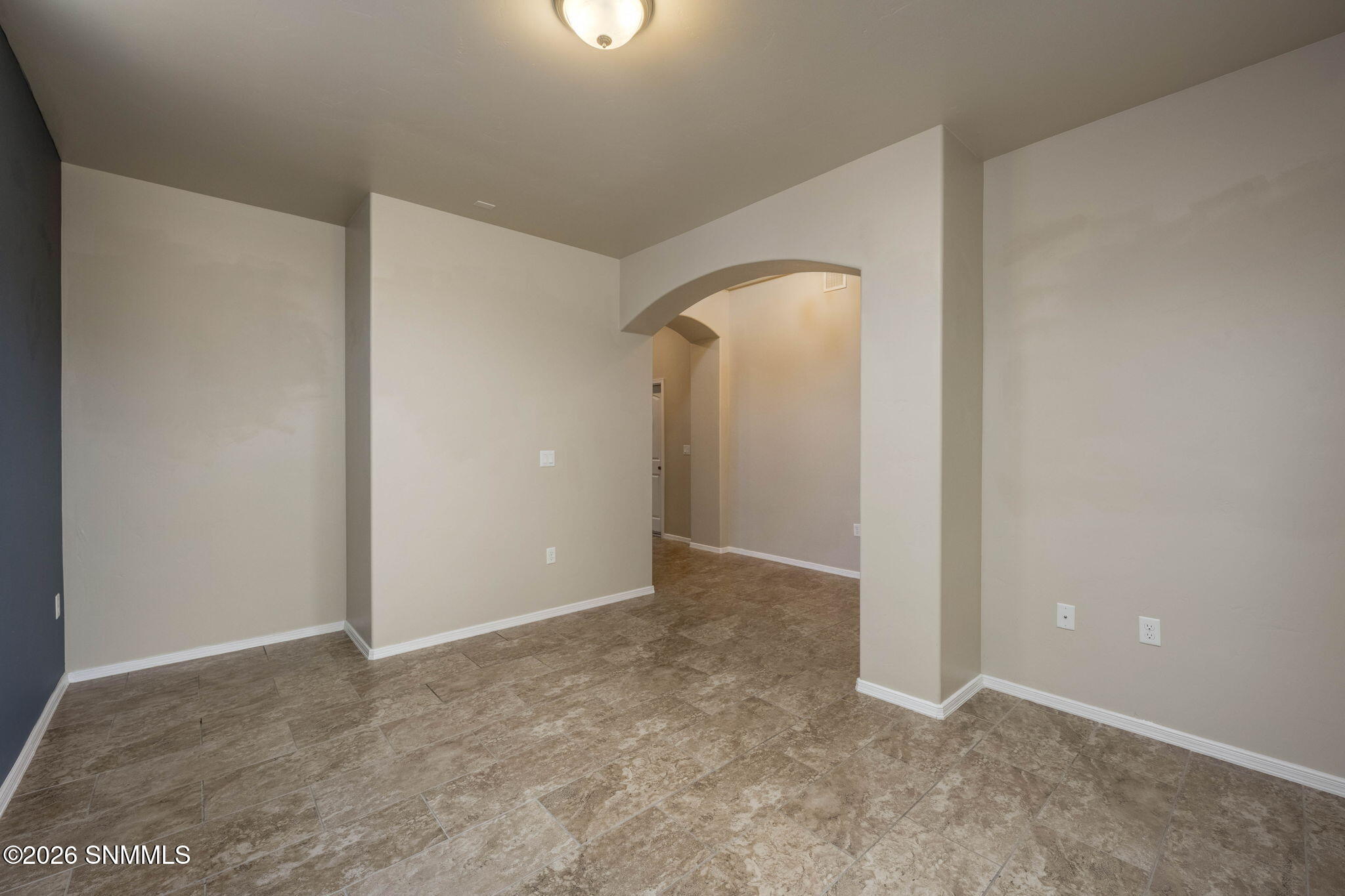 28-web-or-mls-Snappin Homes (VillaNapoli