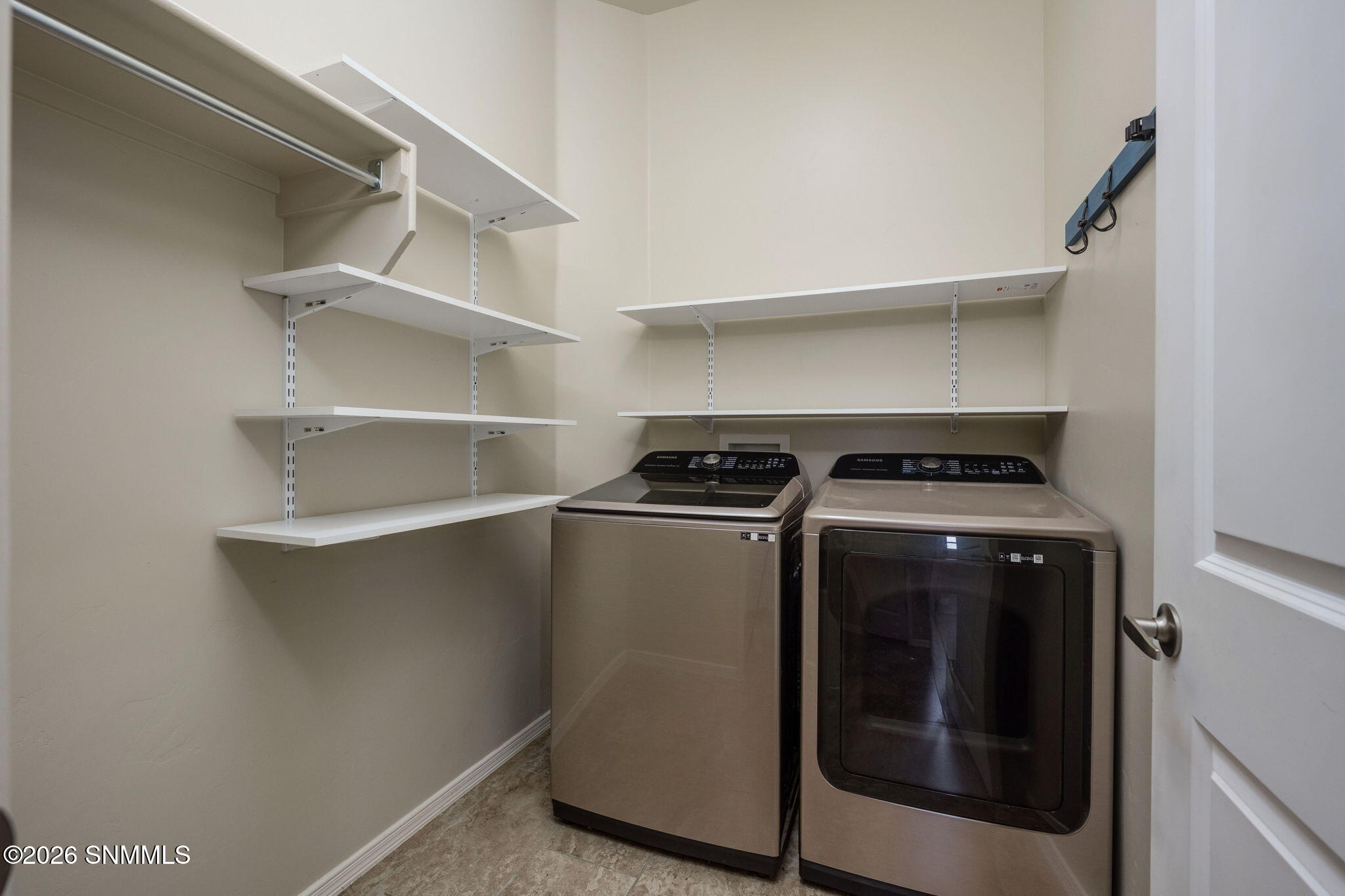 34-web-or-mls-Snappin Homes (VillaNapoli