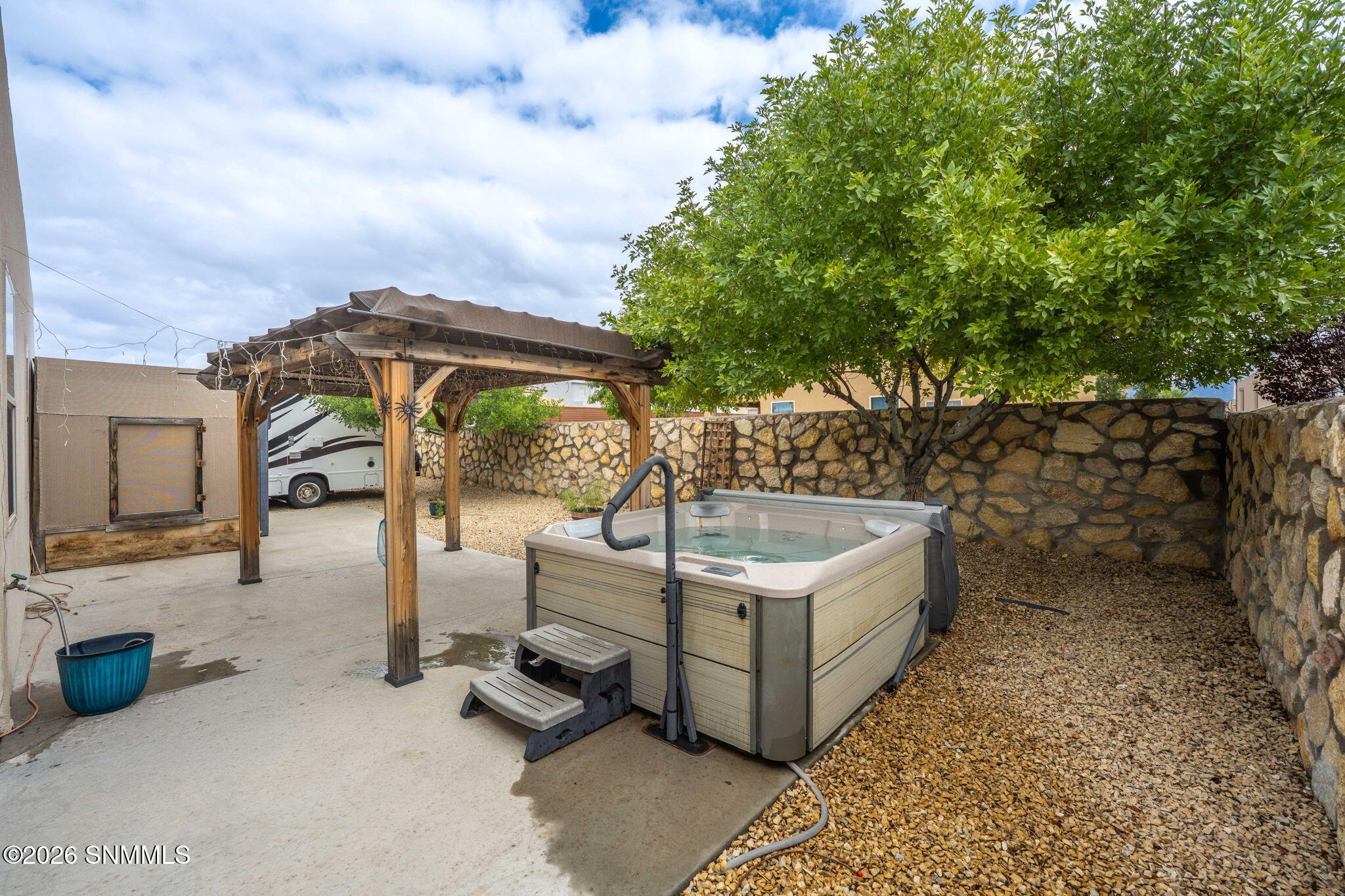 38-web-or-mls-Snappin Homes (VillaNapoli