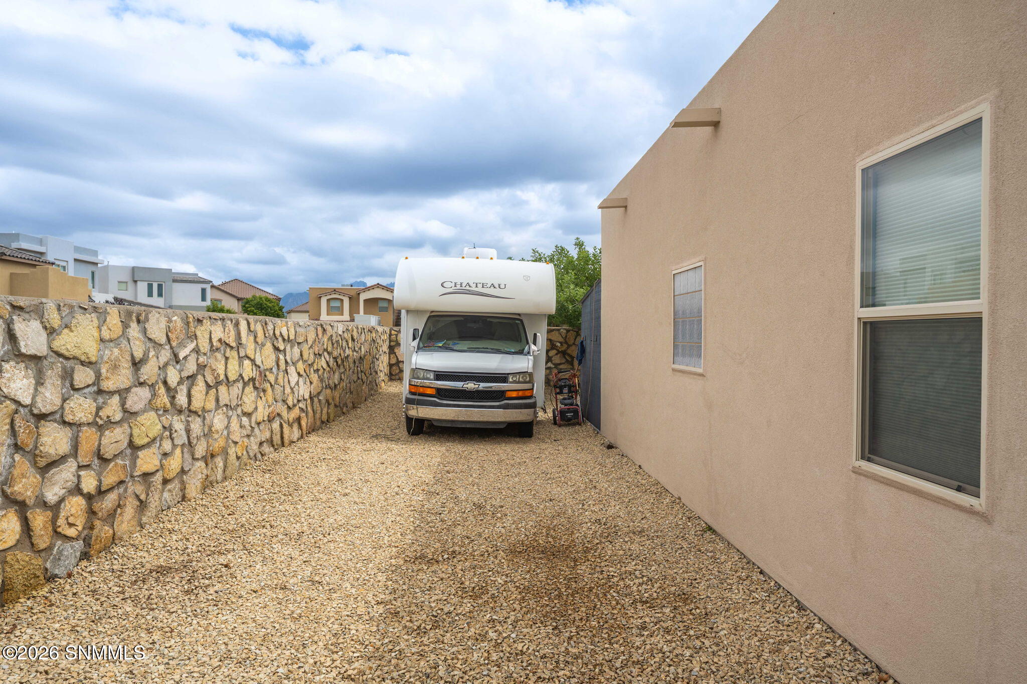 44-web-or-mls-Snappin Homes (VillaNapoli