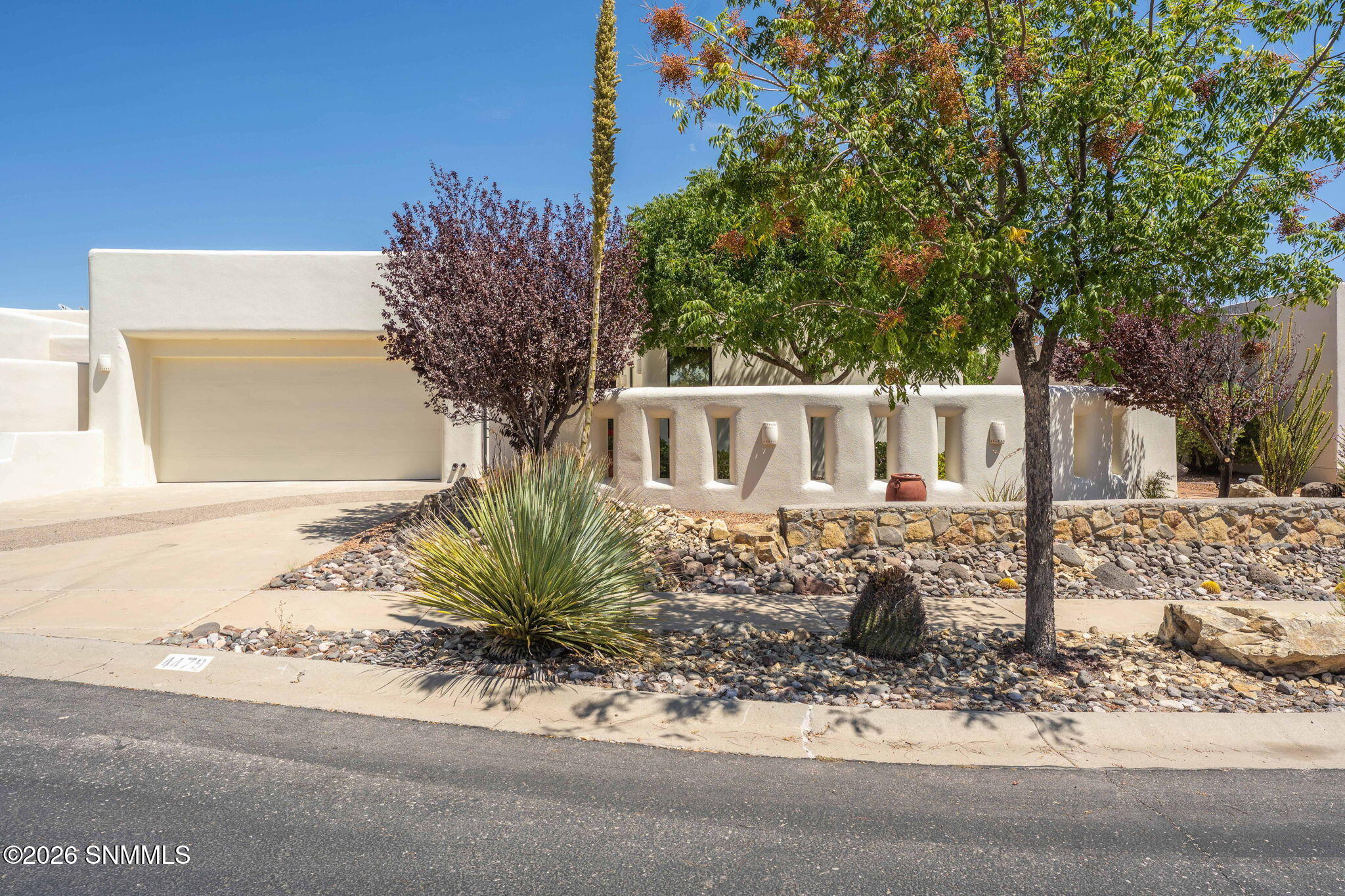 1-web-or-mls-Snappin Homes (Nambe4479_Ne