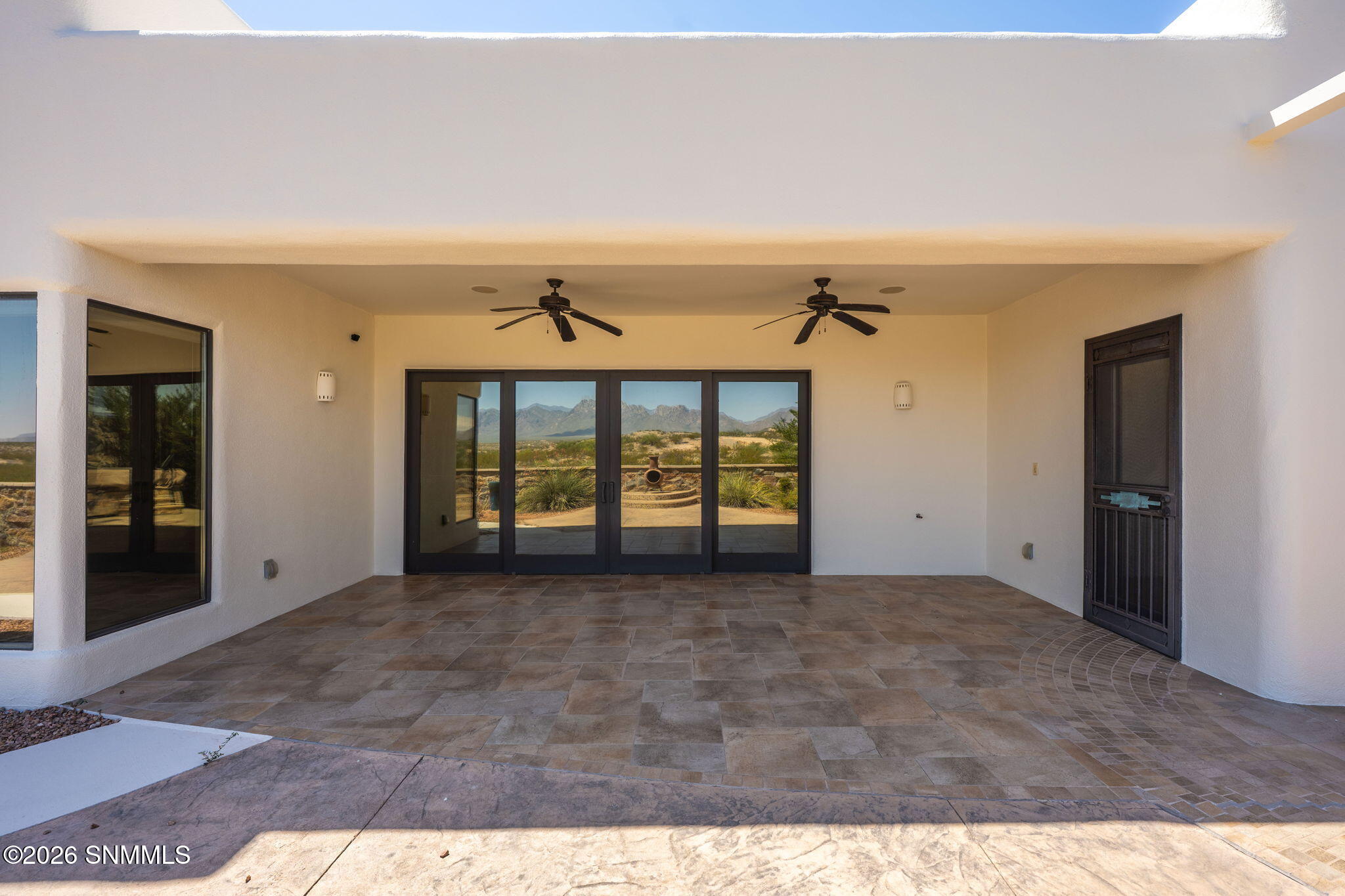 18-web-or-mls-Snappin Homes (Nambe4479_N