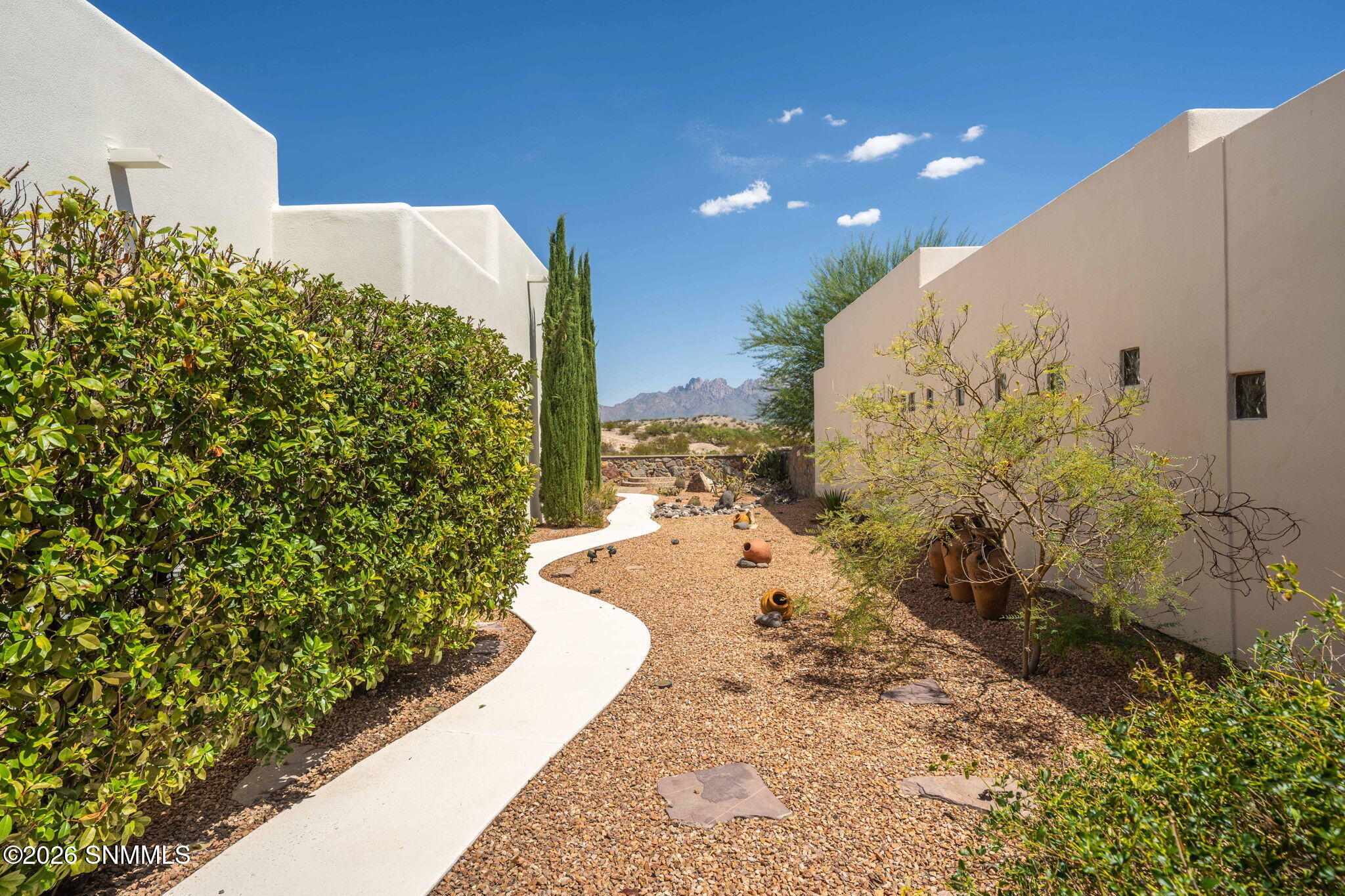 10-web-or-mls-Snappin Homes (Nambe4479_N