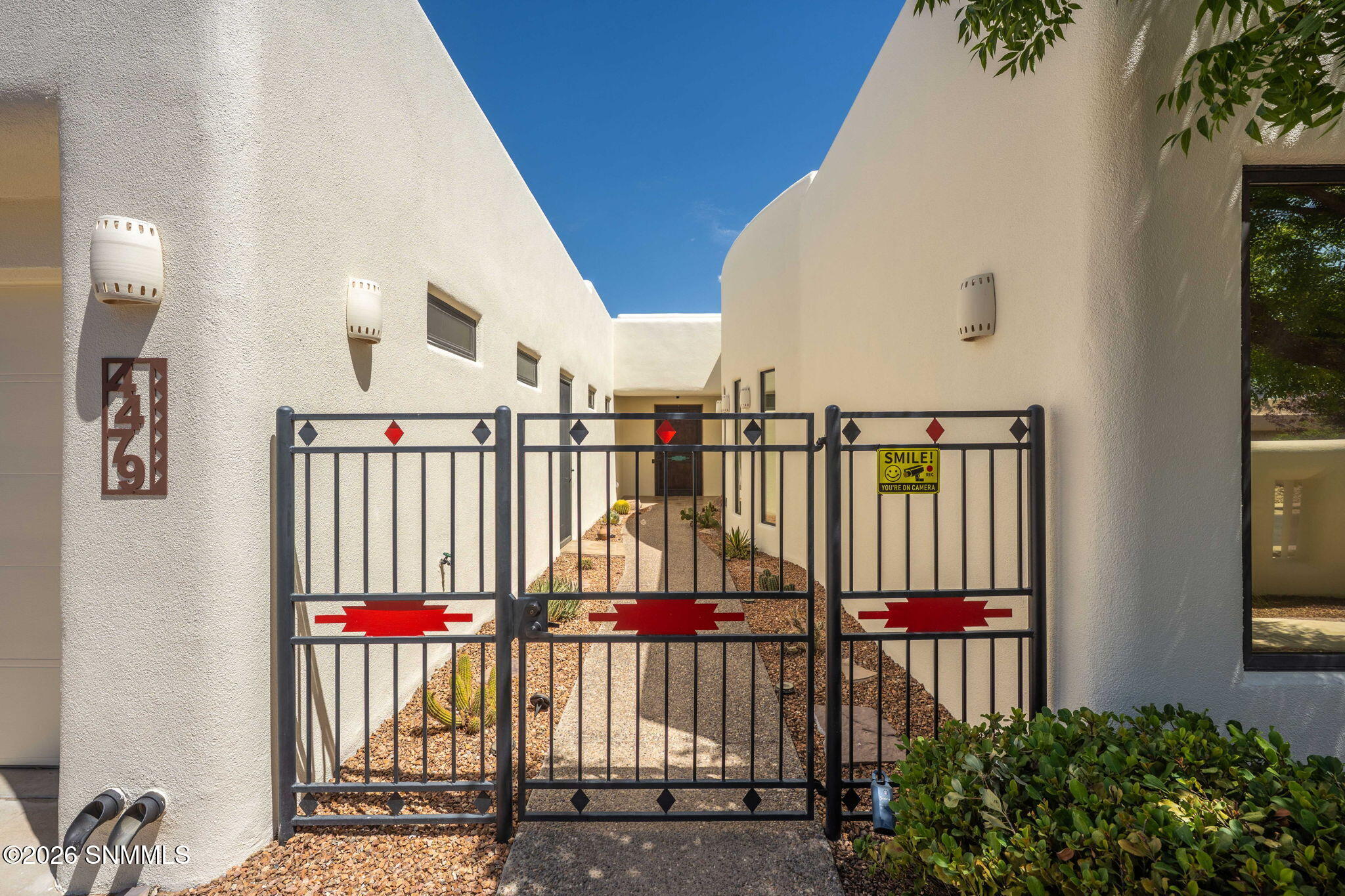 4-web-or-mls-Snappin Homes (Nambe4479_Ne