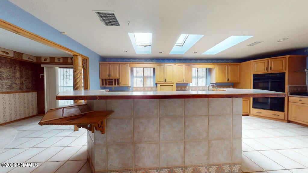 2045-Arlington-Ave-09272026_184536