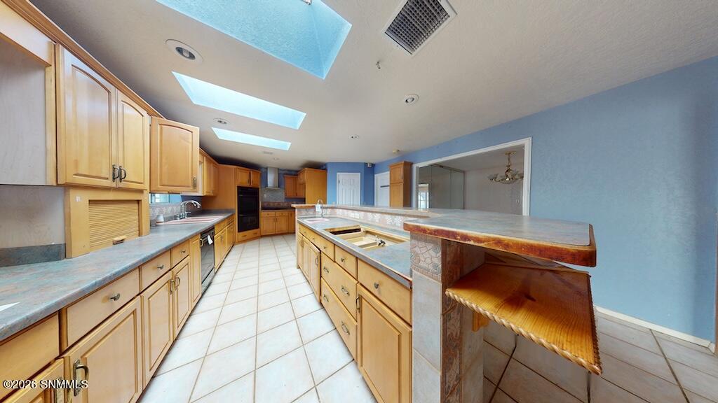 2045-Arlington-Ave-09272026_184814