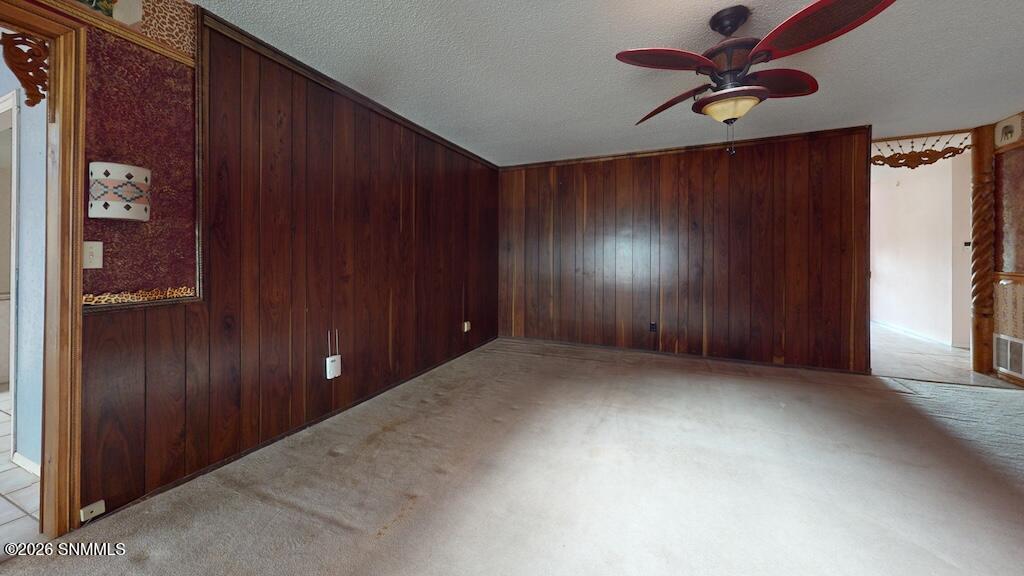 2045-Arlington-Ave-Living-Room