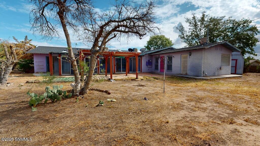 2045-Arlington-Ave-09272026_185106