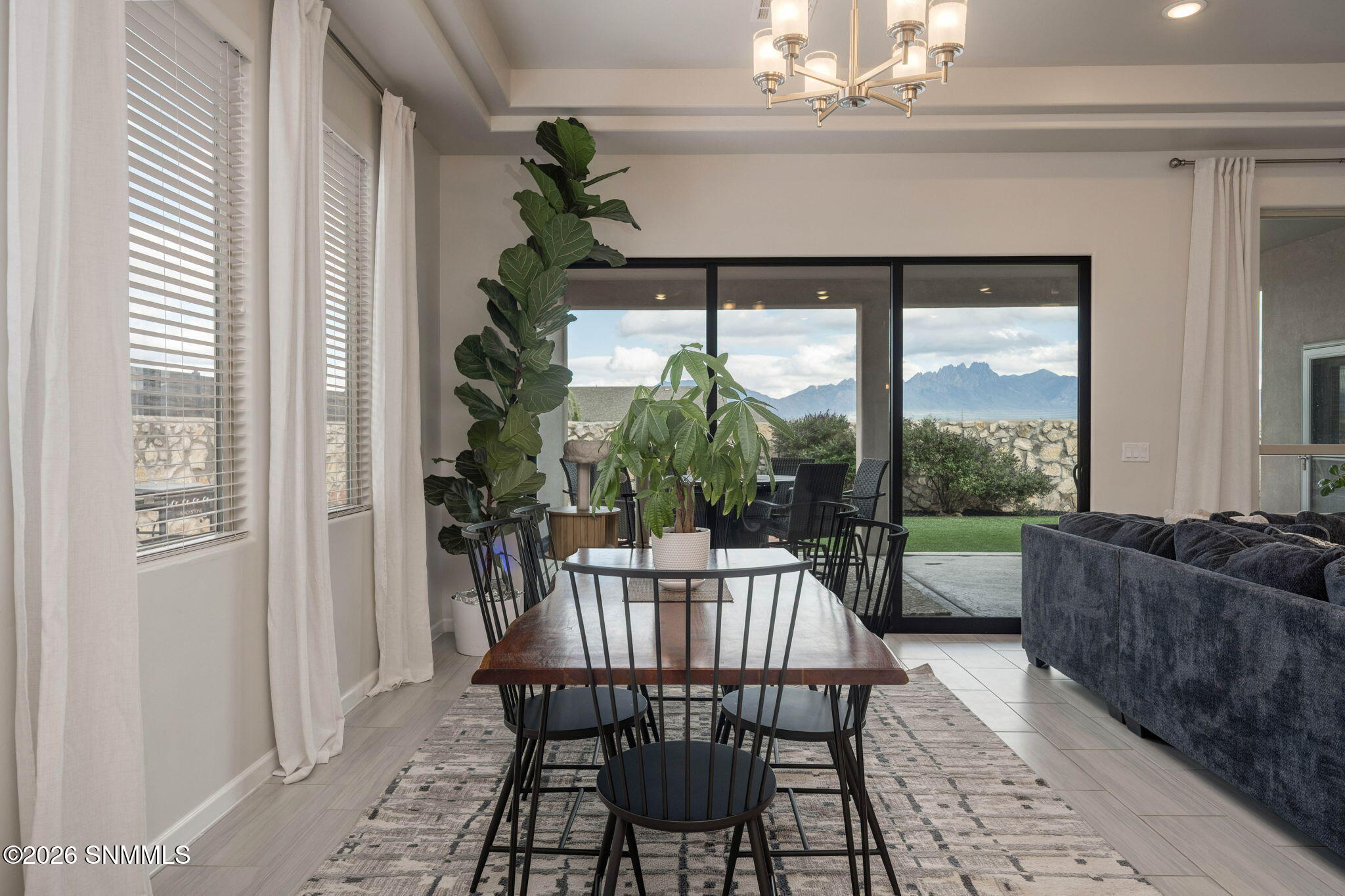 16-web-or-mls-Snappin Homes (Electra6816