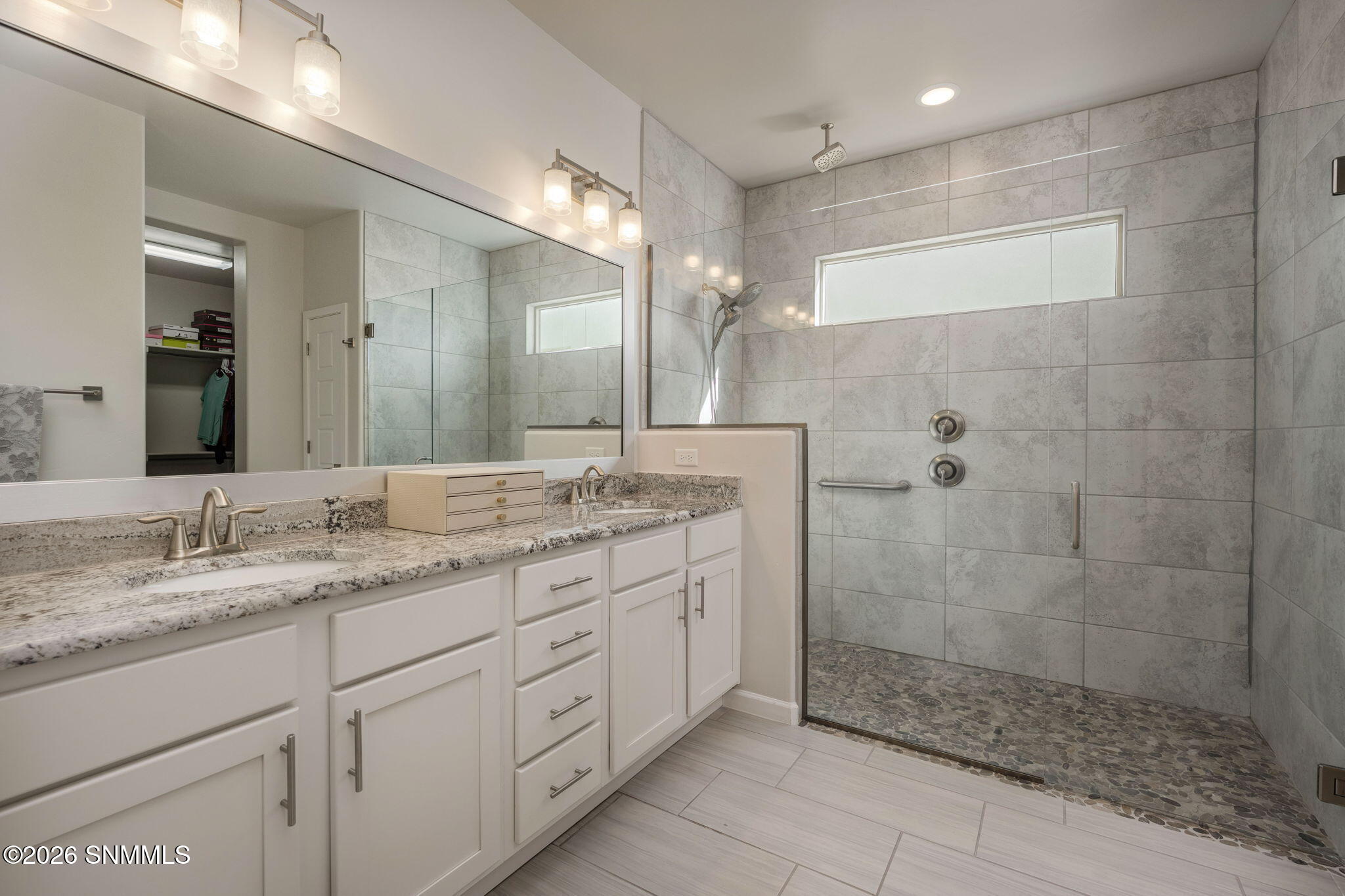 22-web-or-mls-Snappin Homes (Electra6816