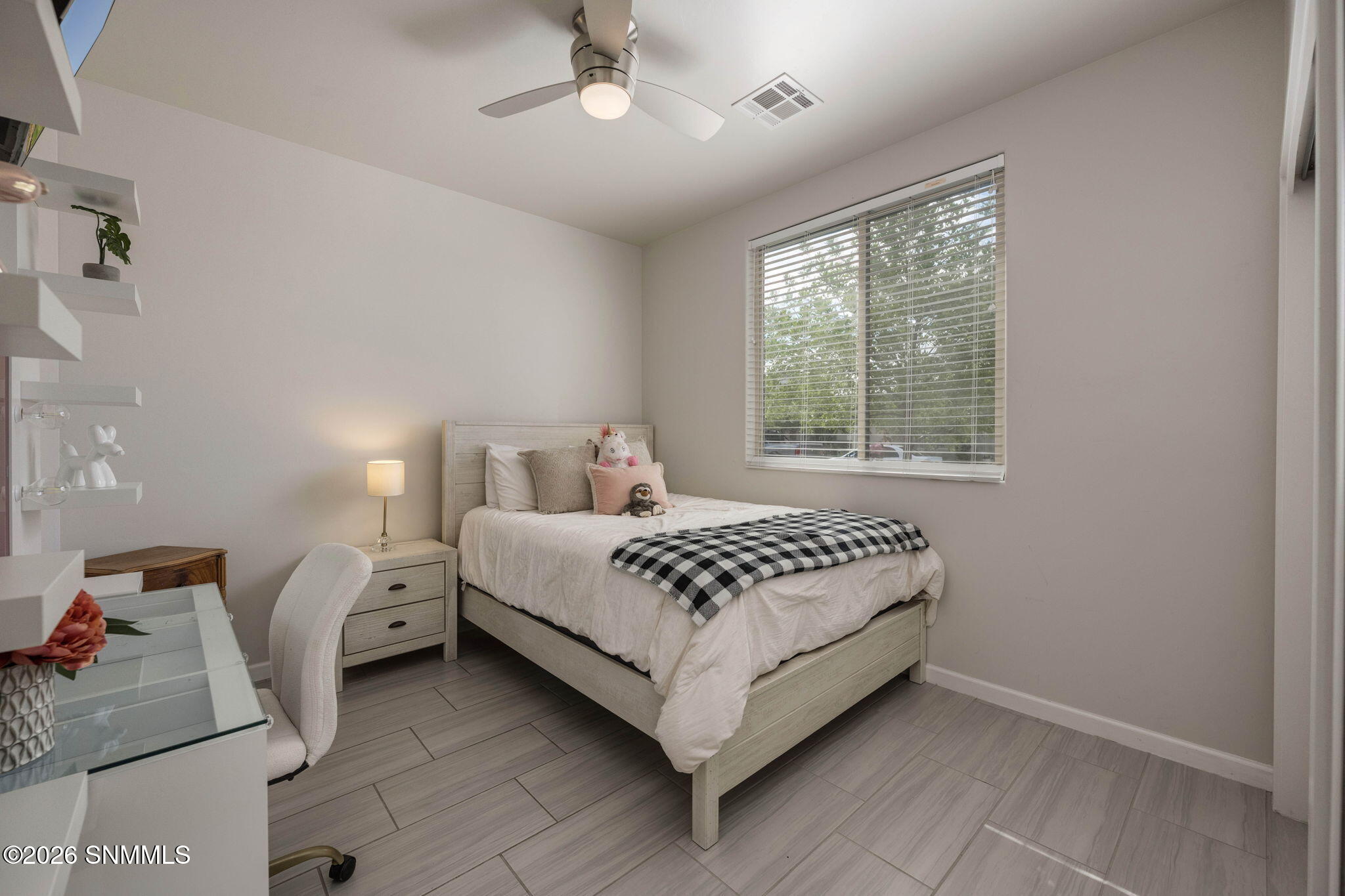27-web-or-mls-Snappin Homes (Electra6816
