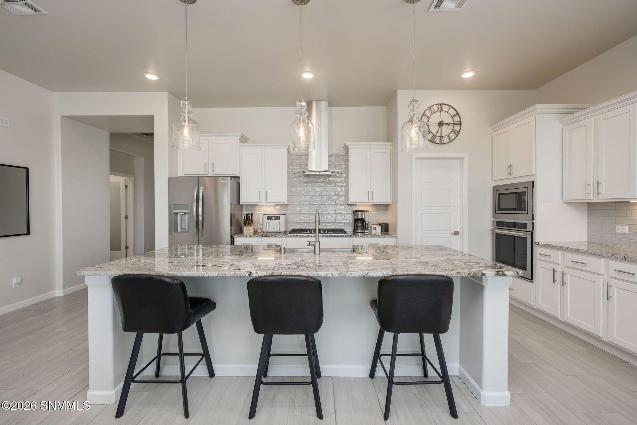 7-web-or-mls-Snappin Homes (Electra6816)