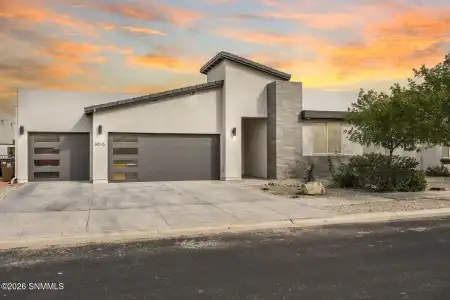 6816 Electra Avenue, Las Cruces, New Mexico 88012, 4 Bedrooms Bedrooms, ,2.5 BathroomsBathrooms,Residential,For Sale,Electra,2603094