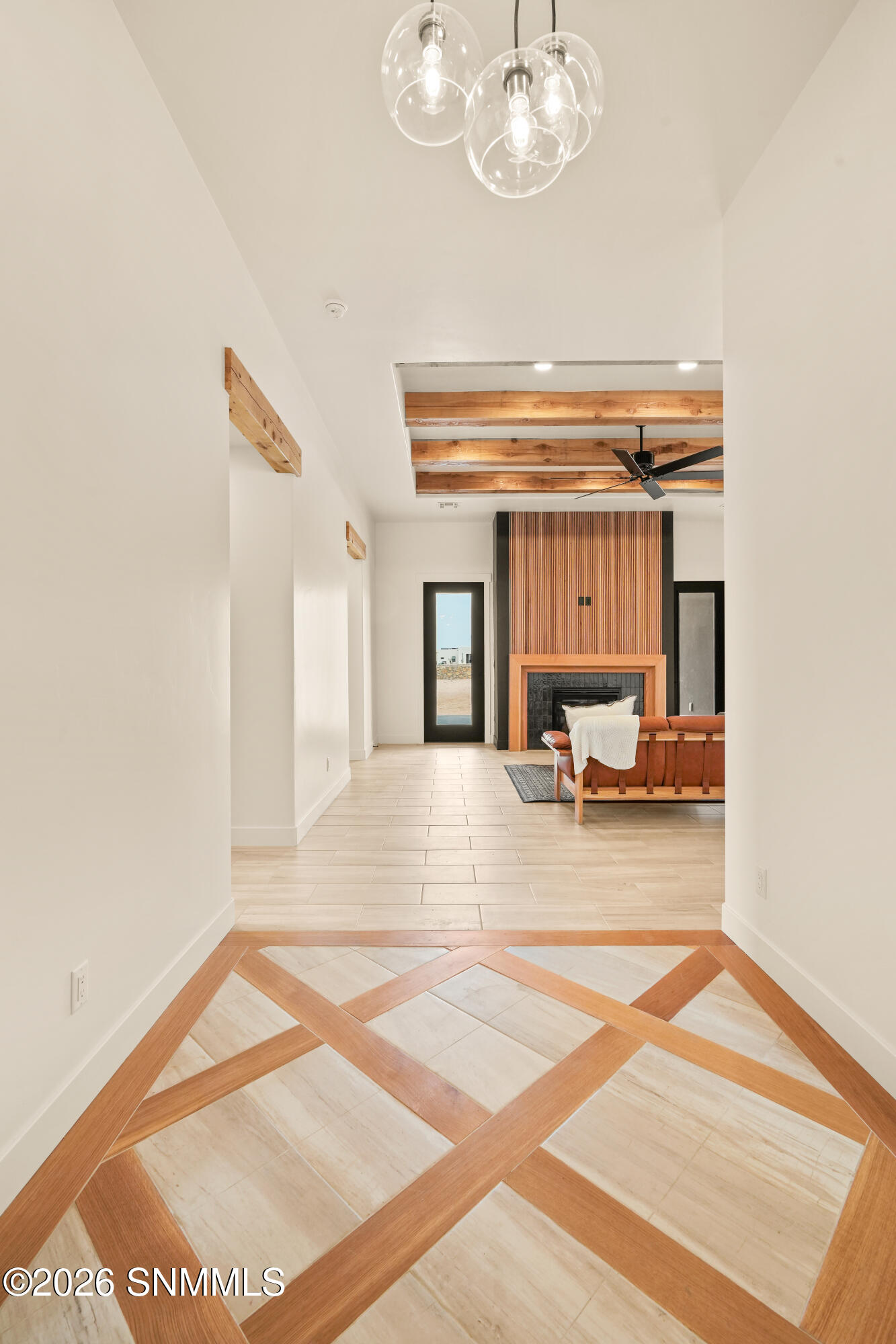 3291 Colina Court-15