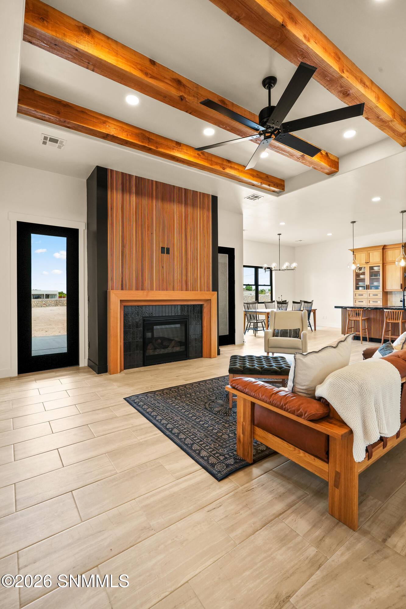 3291 Colina Court-18