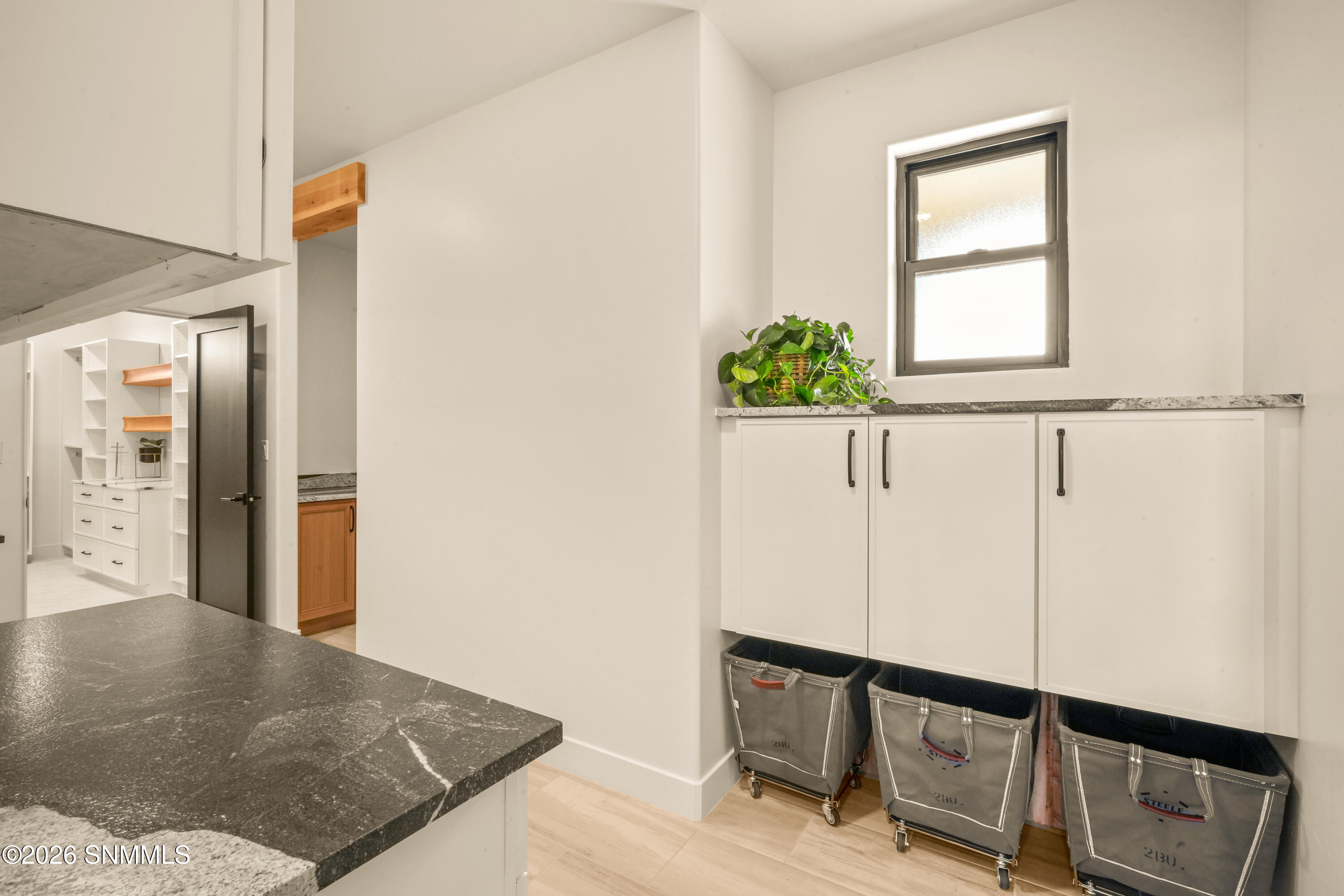 3291 Colina Court-80