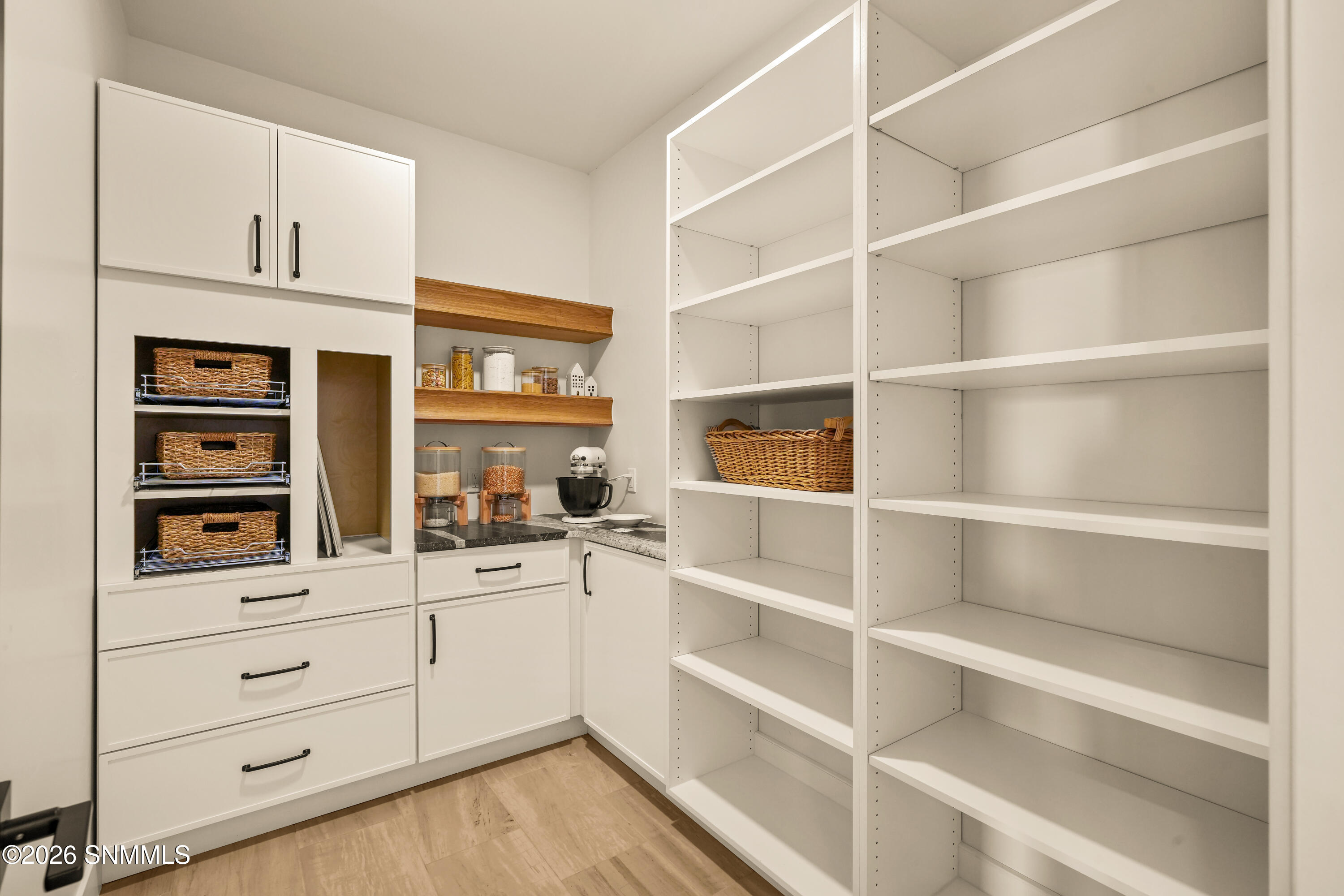 3291 Colina Court-83