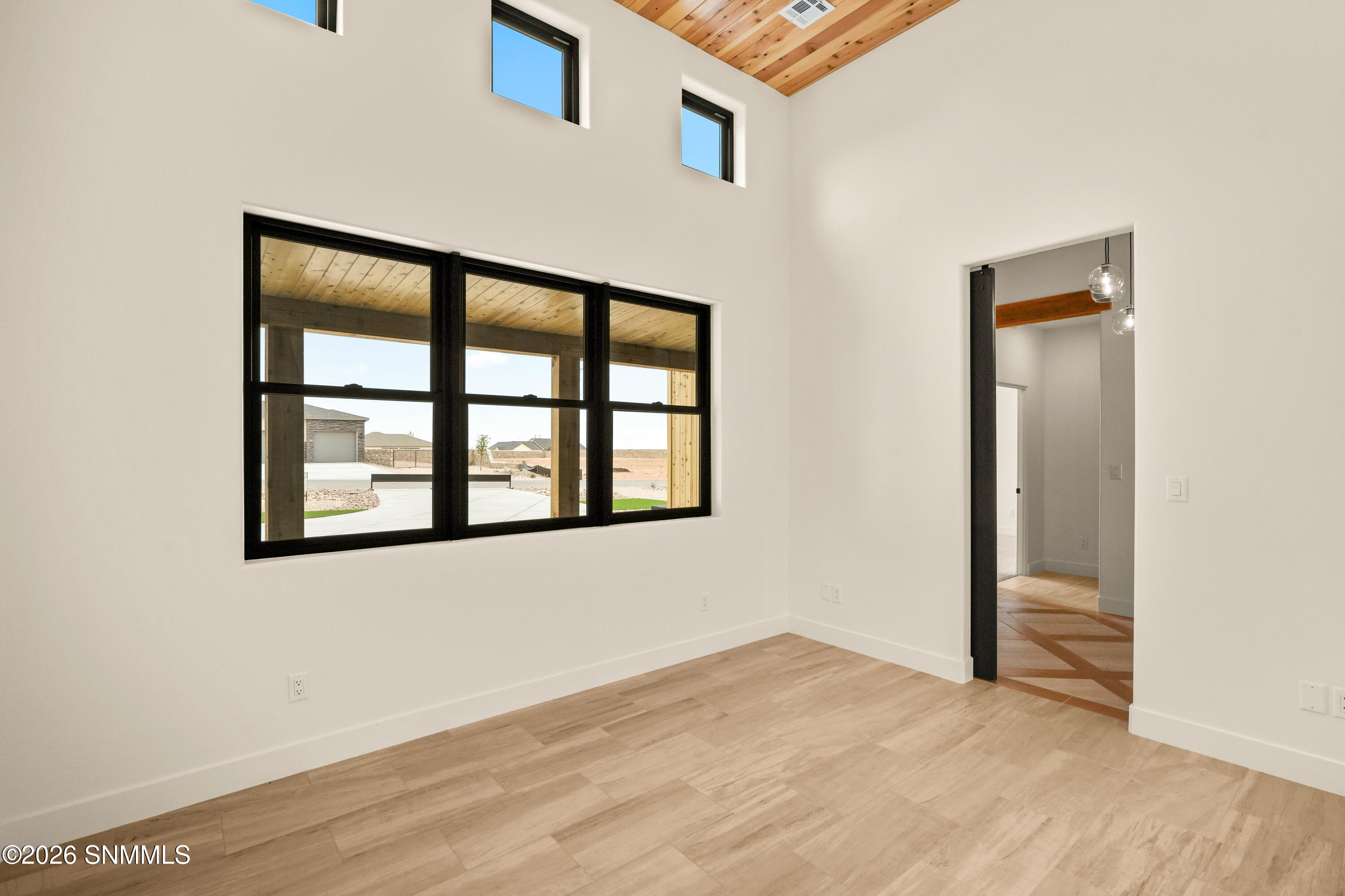 3291 Colina Court-86O