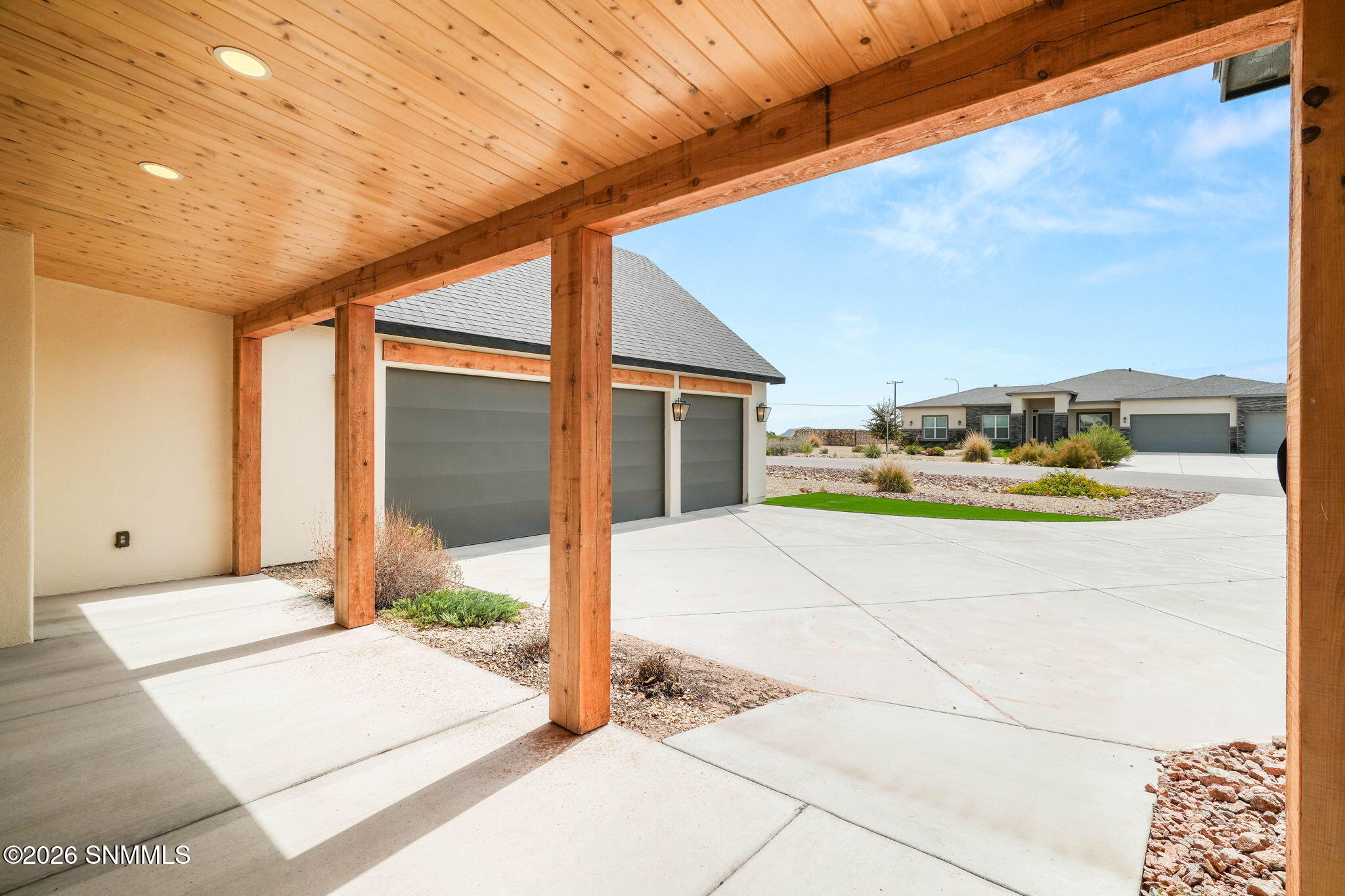 3291 Colina-8