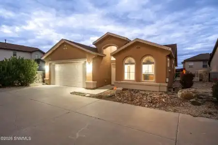 4003 Monte Luna Court, Las Cruces, New Mexico 88012, 3 Bedrooms Bedrooms, ,2 BathroomsBathrooms,Residential,For Sale,Monte Luna,2603101