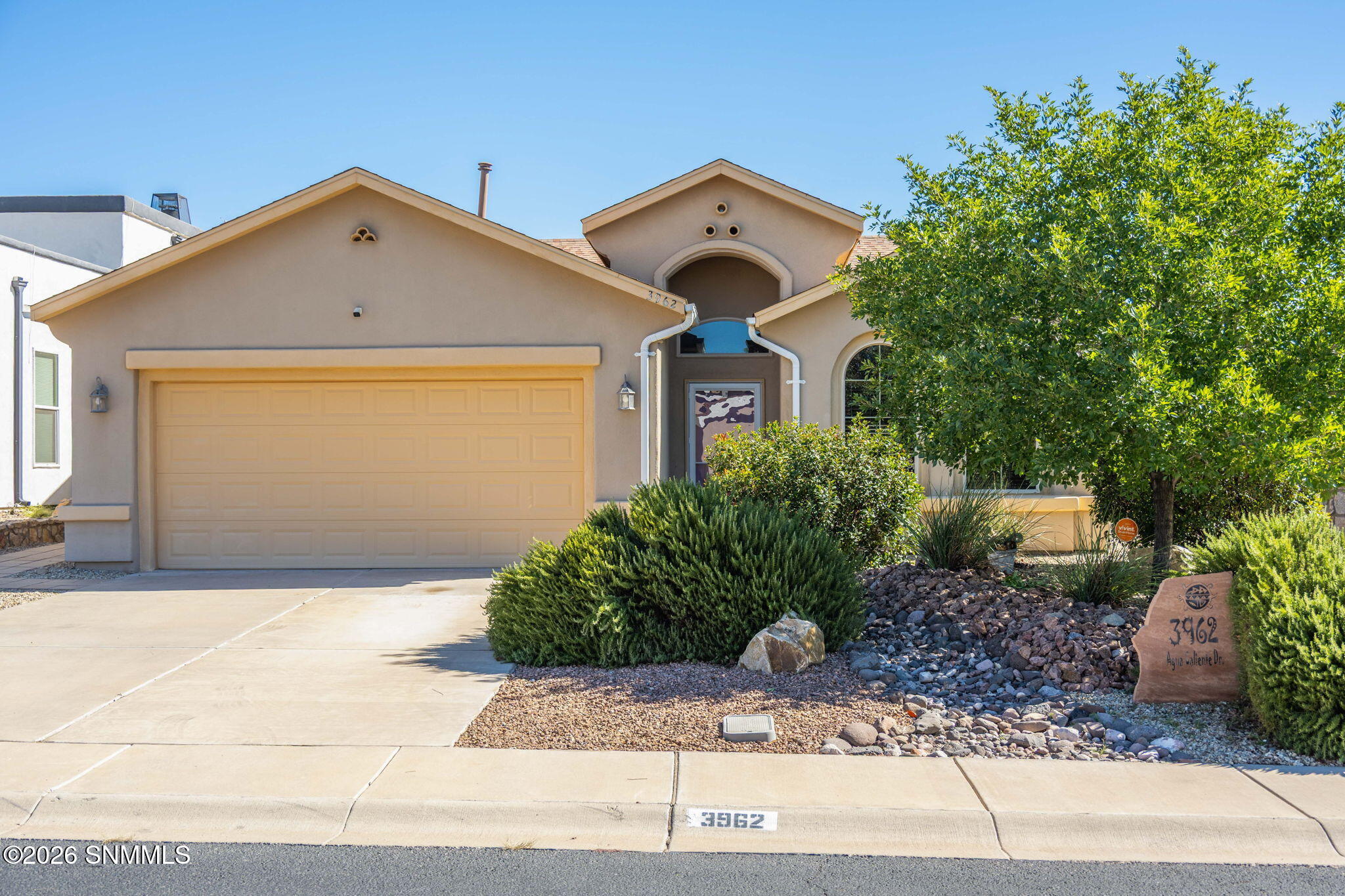 1-web-or-mls-Snappin Homes (AguaCaliente