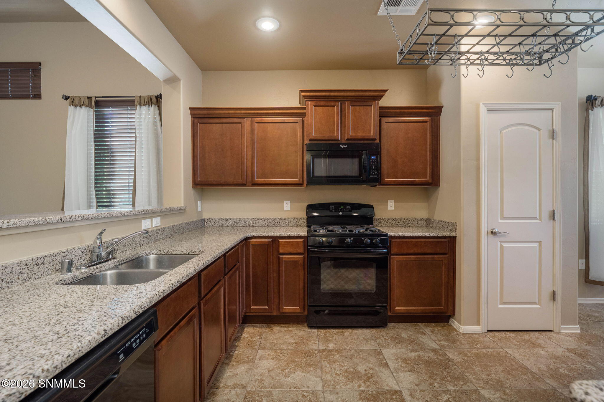 14-web-or-mls-Snappin Homes (AguaCalient