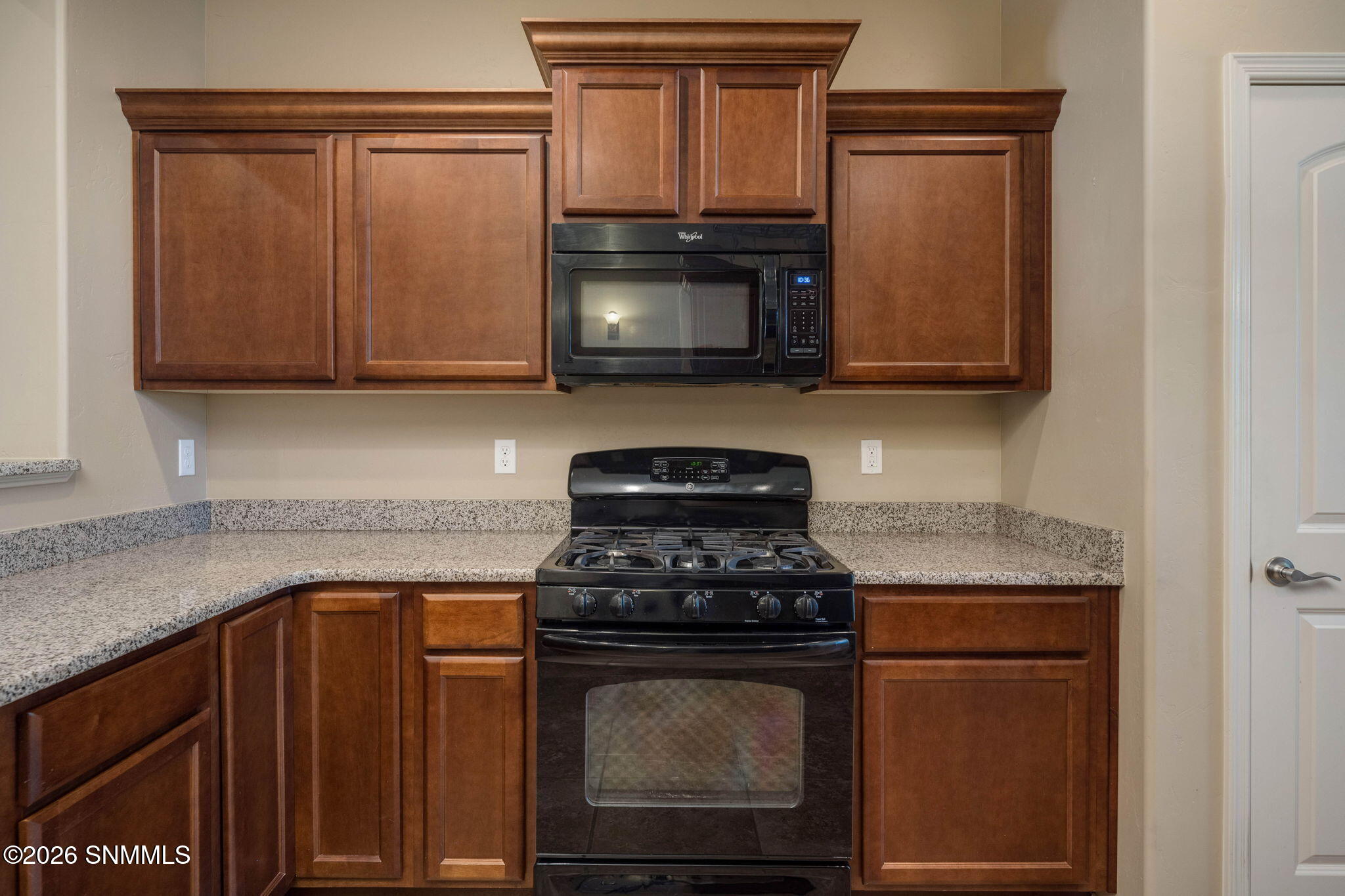 16-web-or-mls-Snappin Homes (AguaCalient