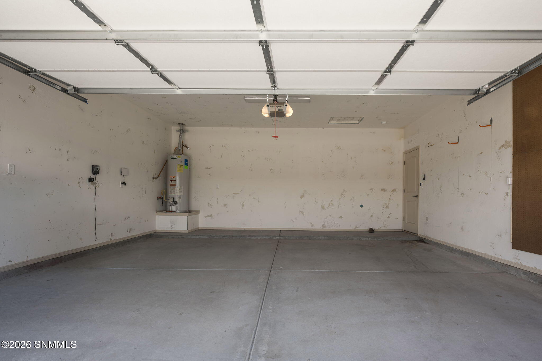 33-web-or-mls-Snappin Homes (AguaCalient
