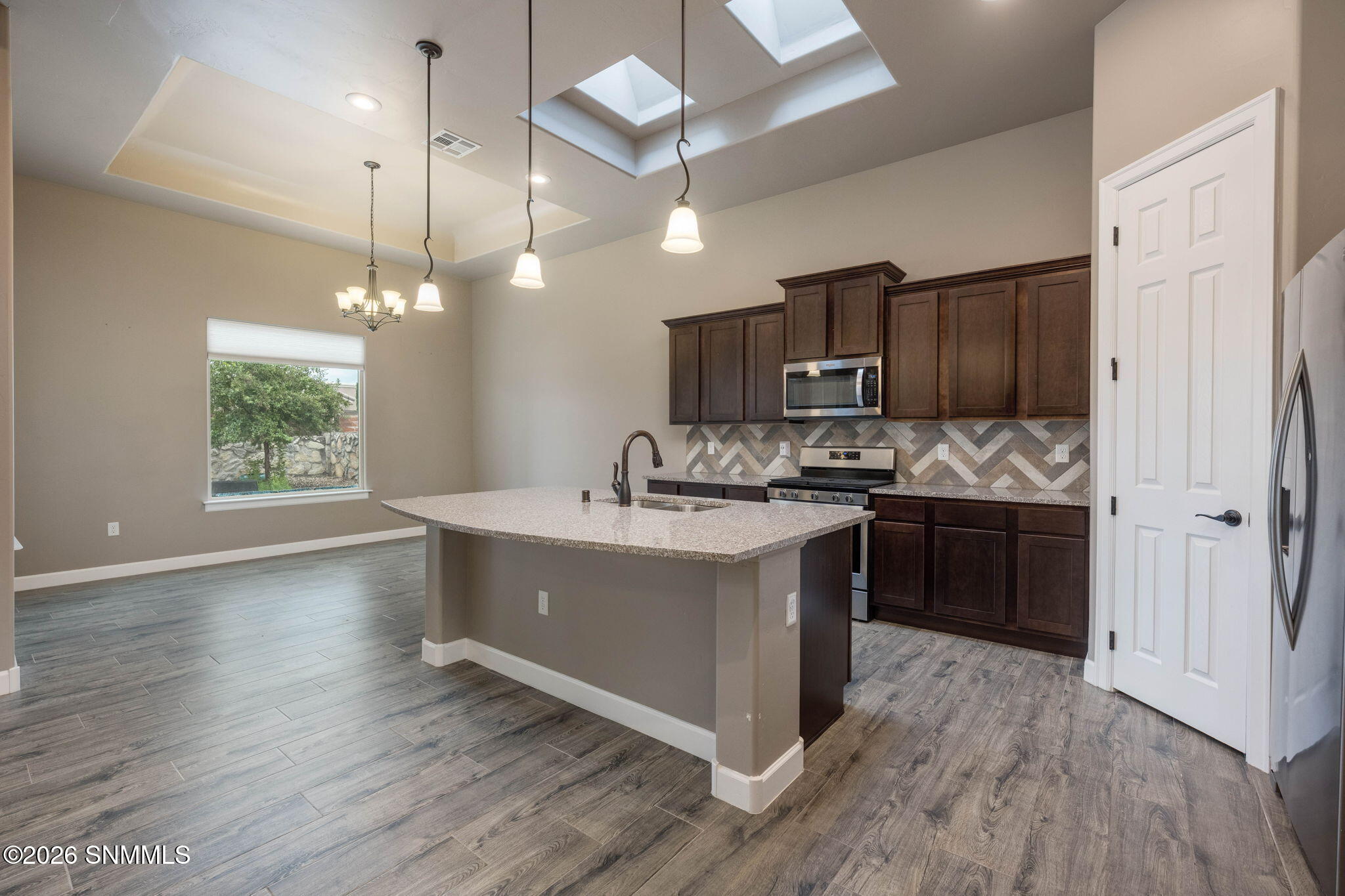 17-web-or-mls-Snappin Homes (Arosa6060)-