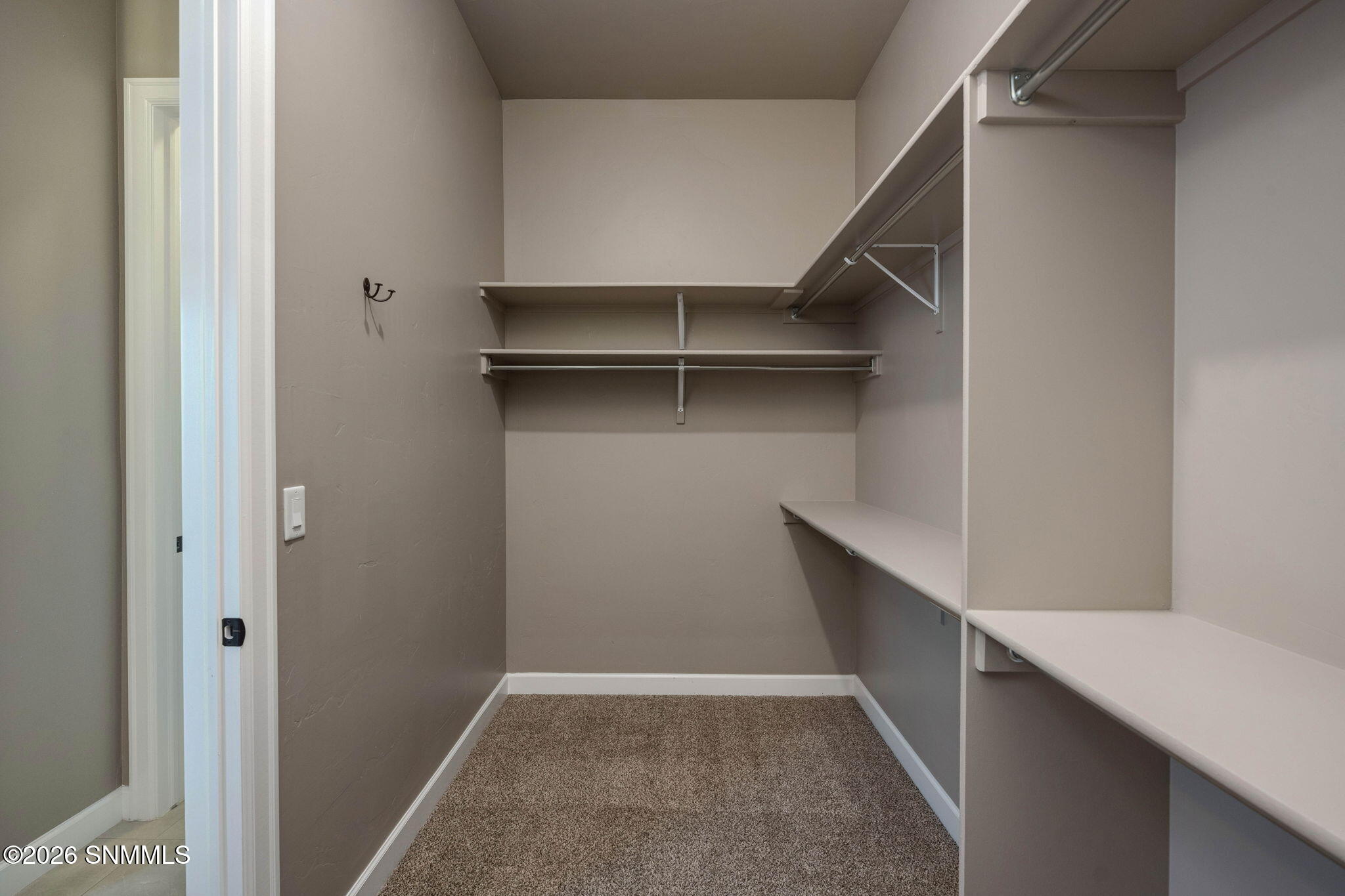 32-web-or-mls-Snappin Homes (Arosa6060)-