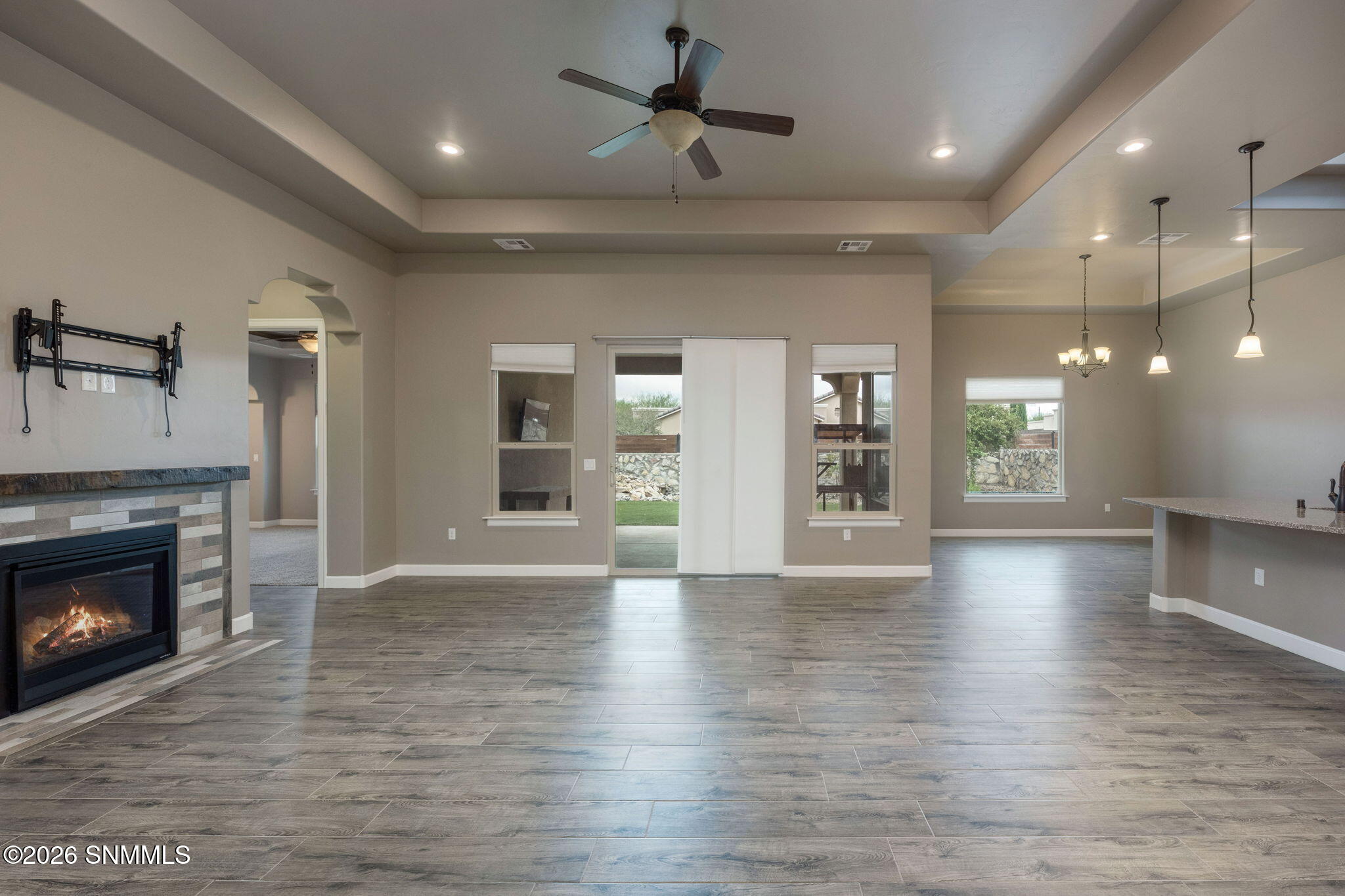 8-web-or-mls-Snappin Homes (Arosa6060)-8