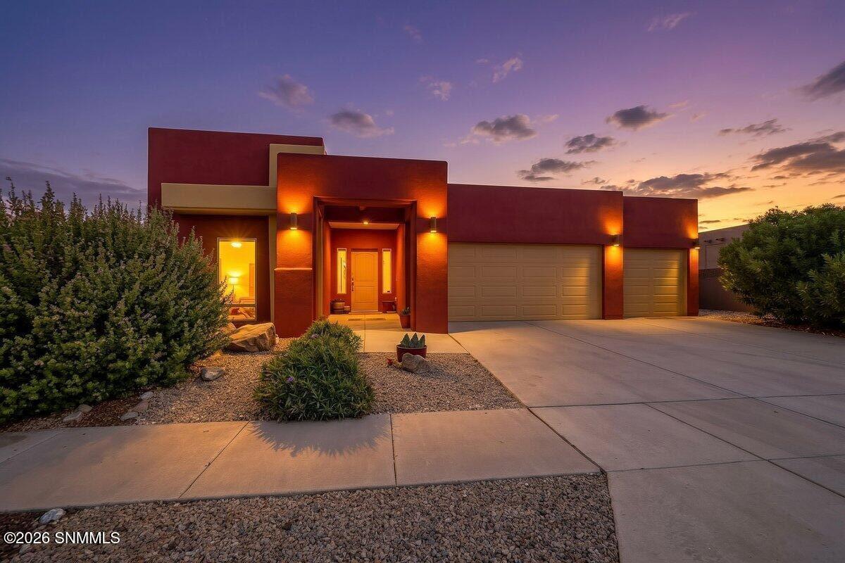 Golden Echo Front