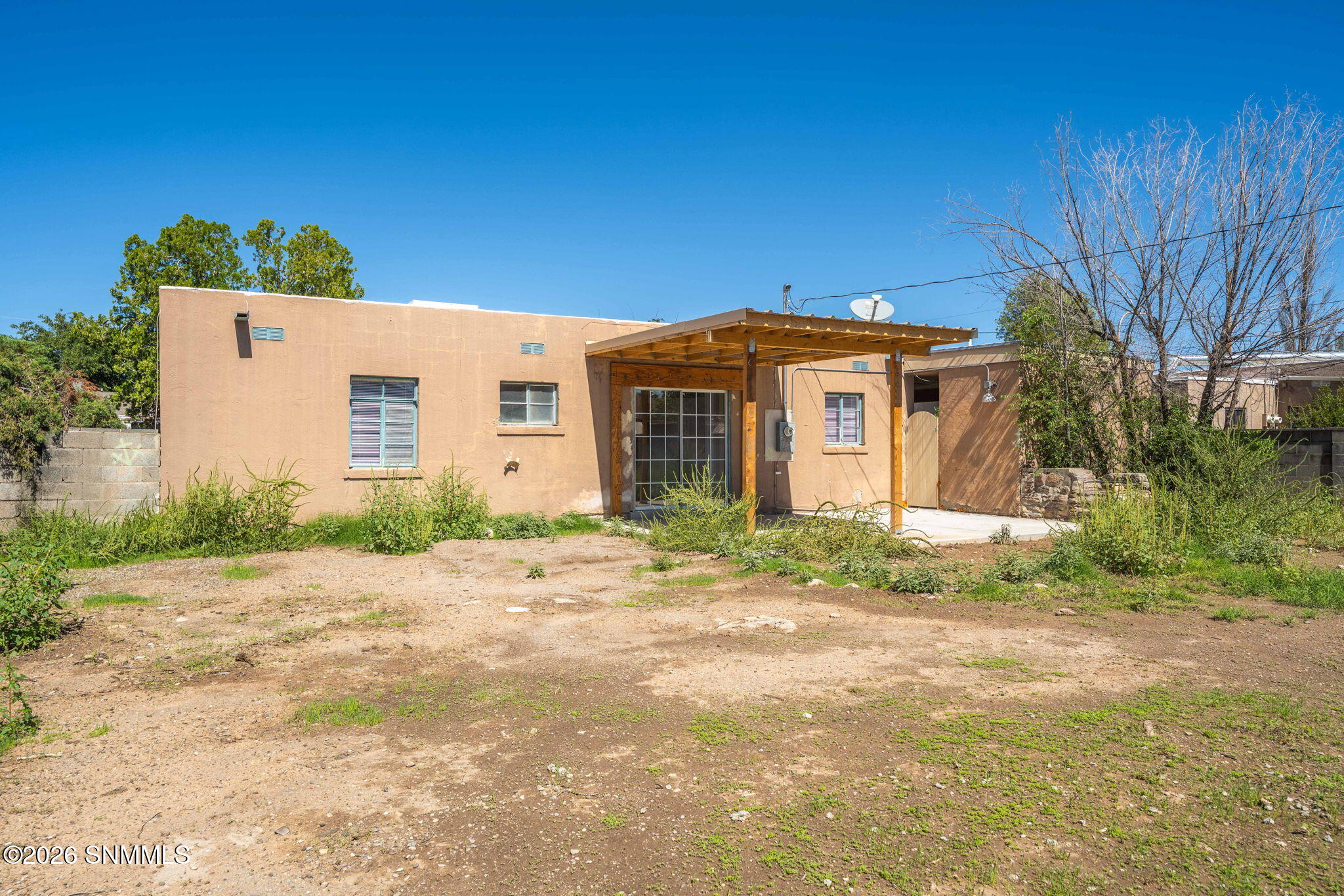 25-web-or-mls-Snappin Homes (Mechem1015)