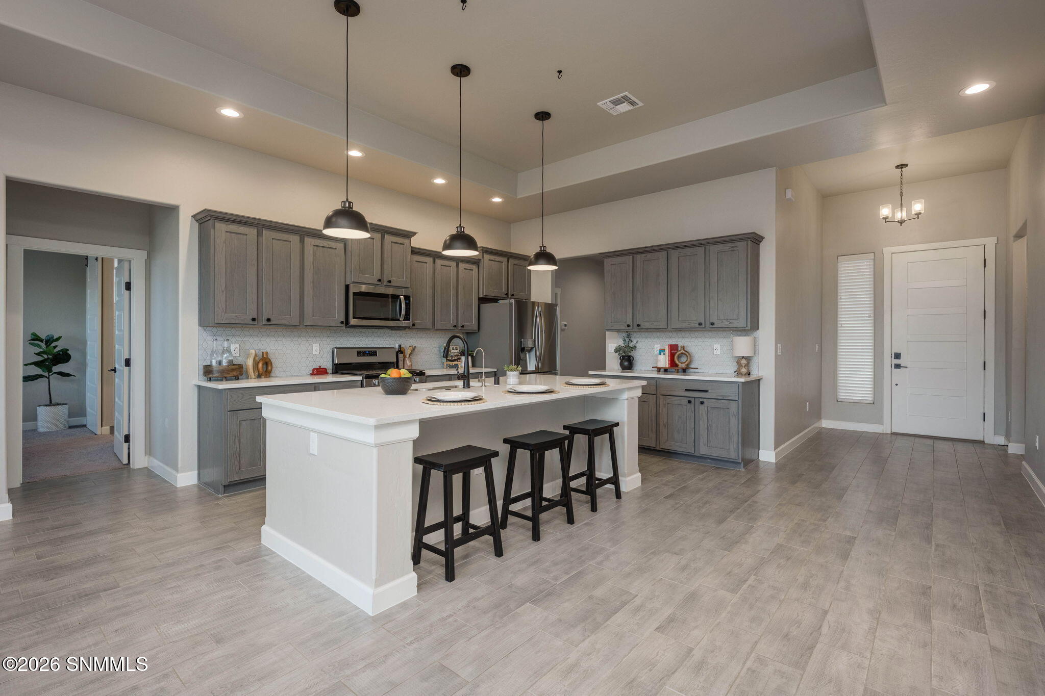 9-web-or-mls-Snappin Homes (Blackbird651