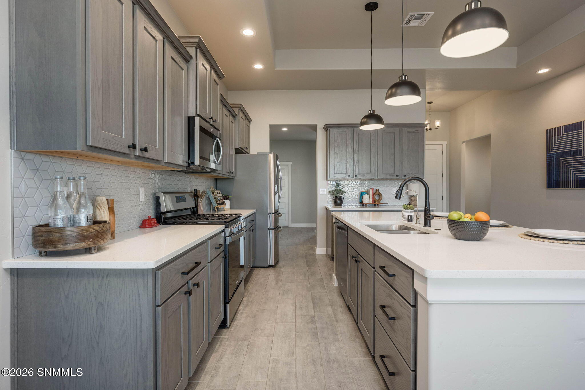11-web-or-mls-Snappin Homes (Blackbird65