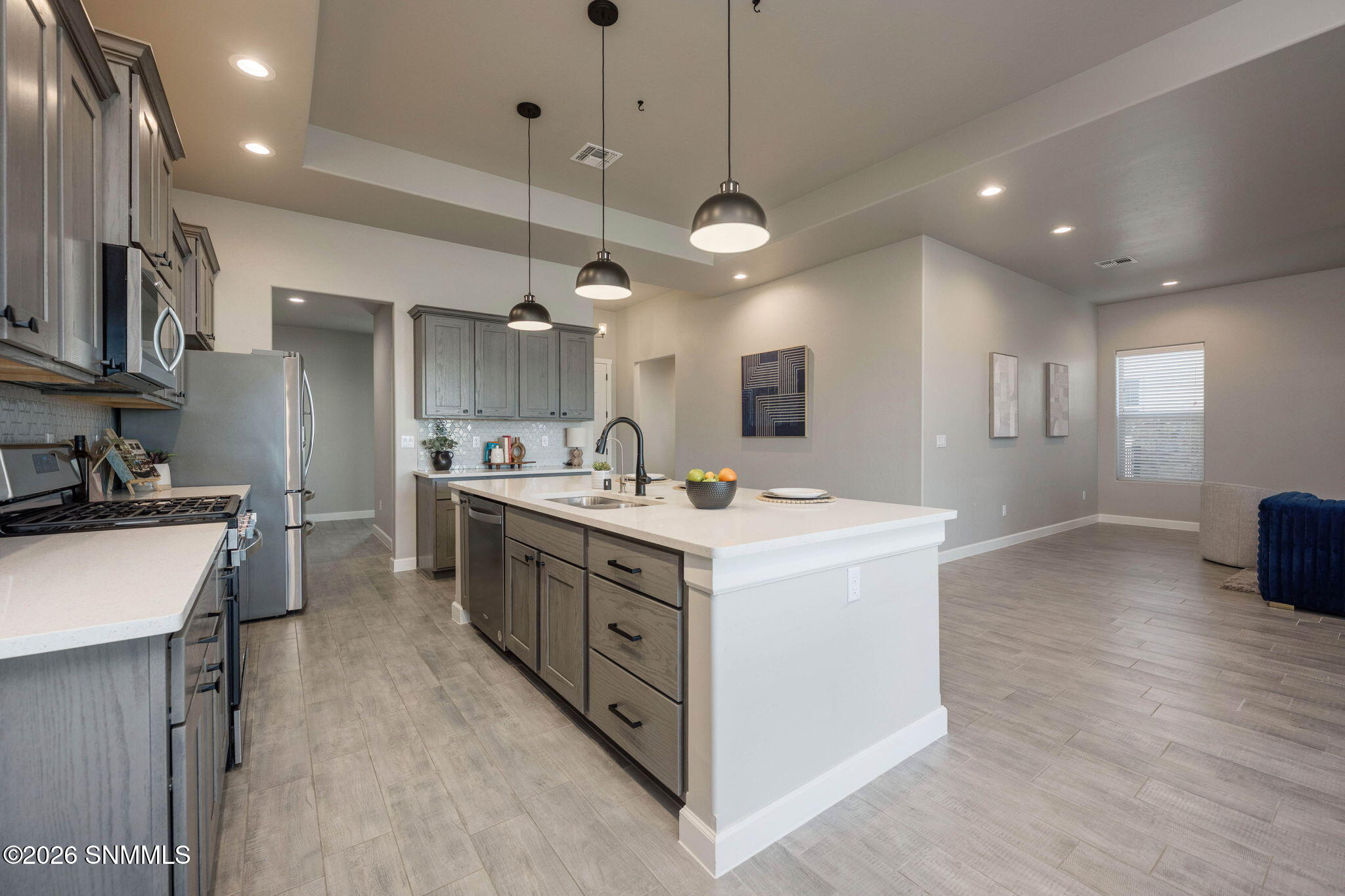 12-web-or-mls-Snappin Homes (Blackbird65