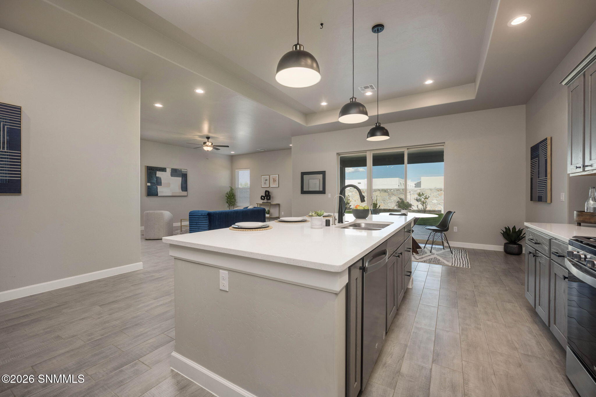 13-web-or-mls-Snappin Homes (Blackbird65