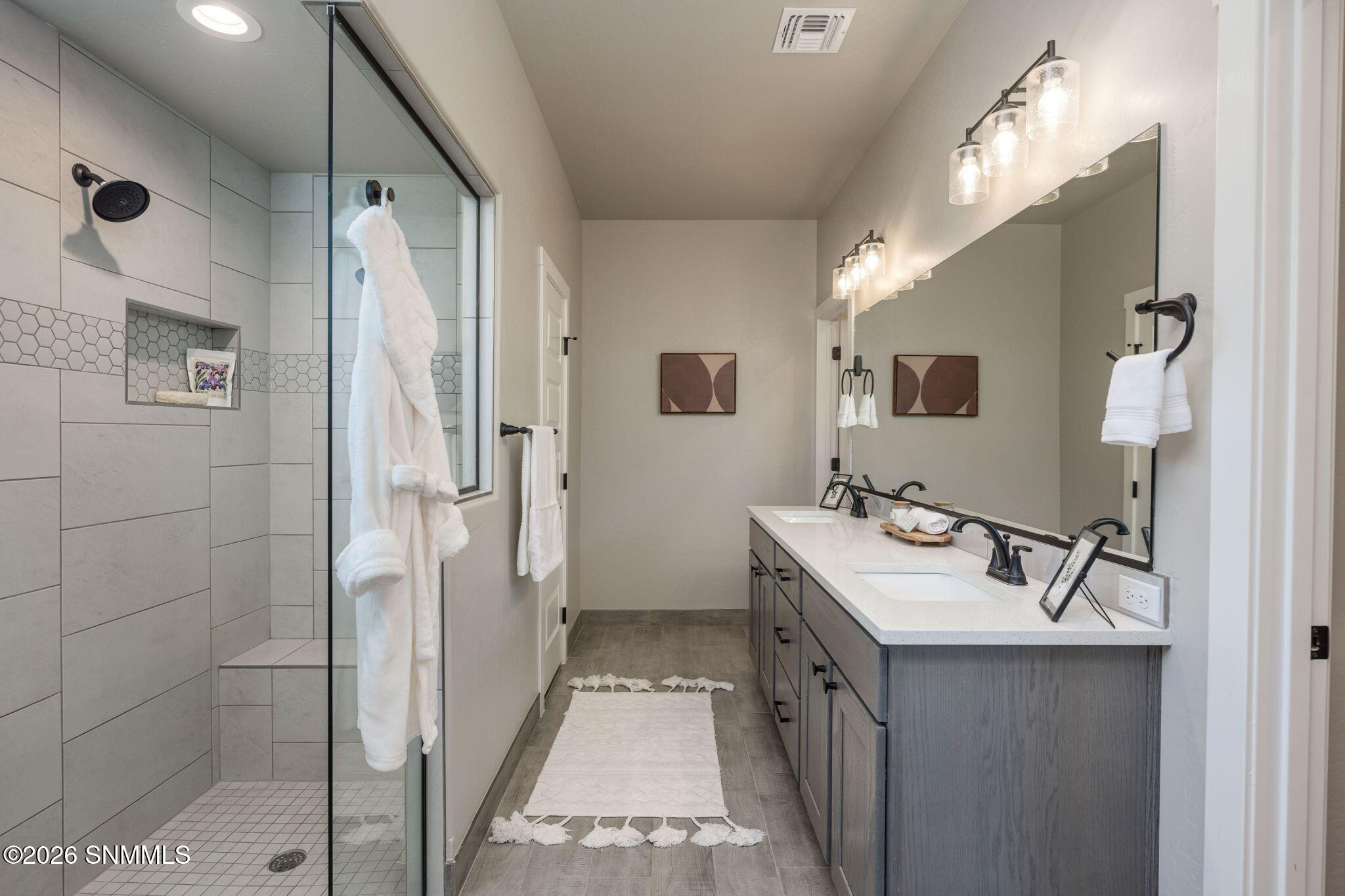 22-web-or-mls-Snappin Homes (Blackbird65