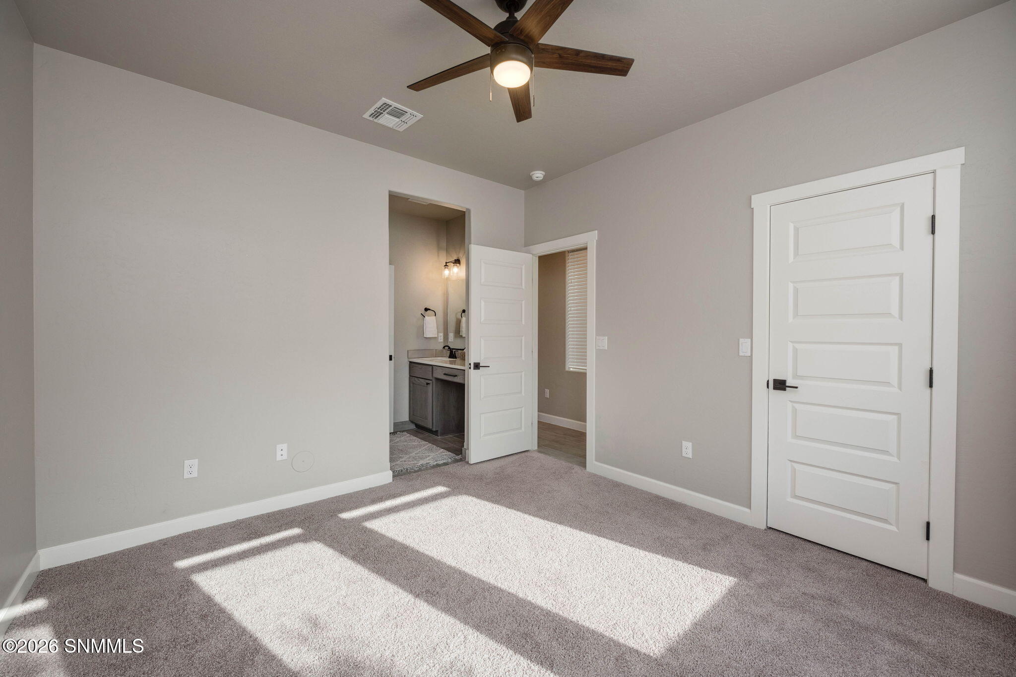 29-web-or-mls-Snappin Homes (Blackbird65