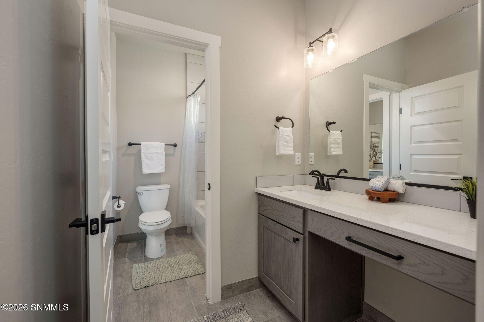 32-web-or-mls-Snappin Homes (Blackbird65