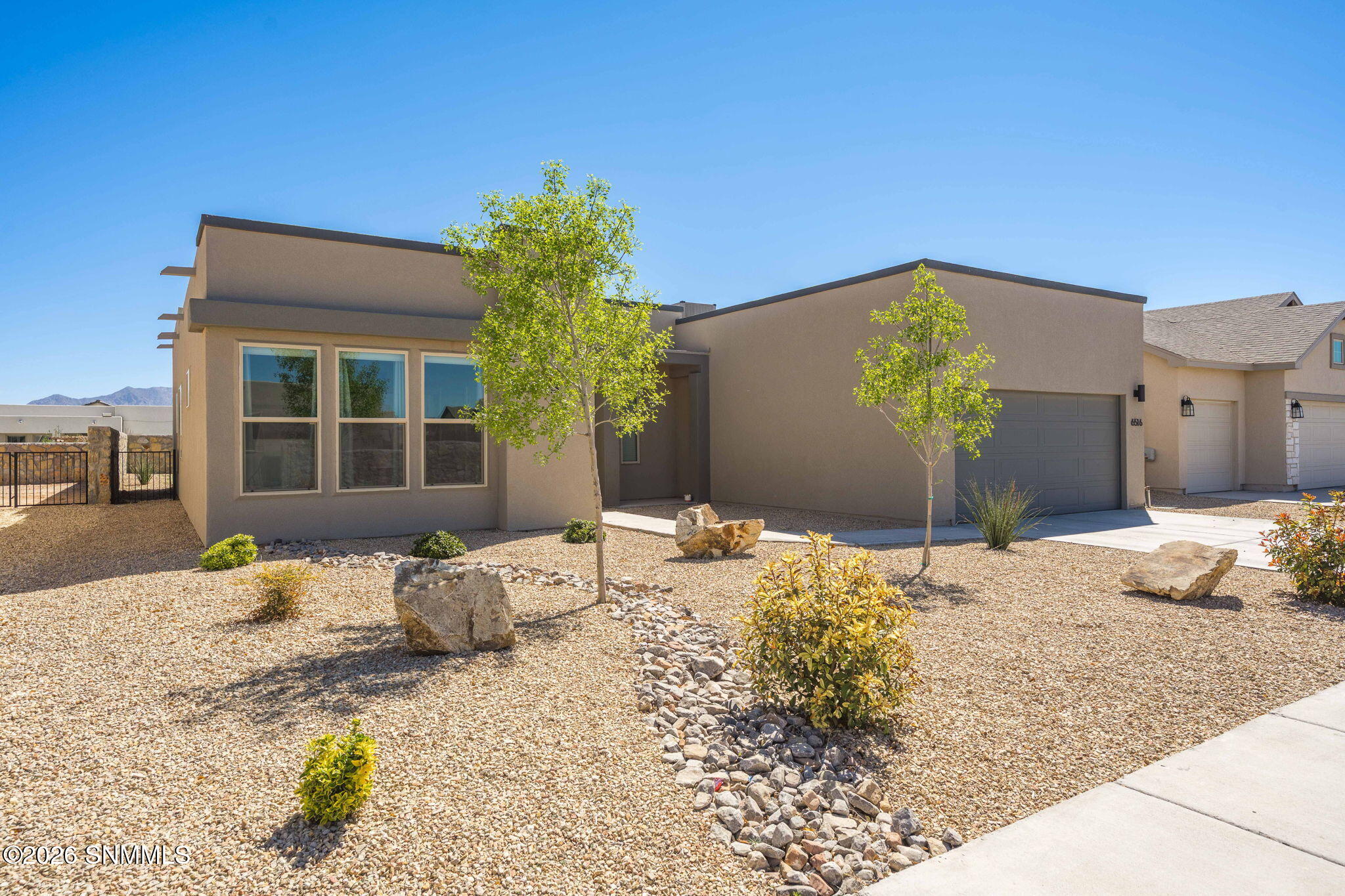 3-web-or-mls-Snappin Homes (Blackbird651