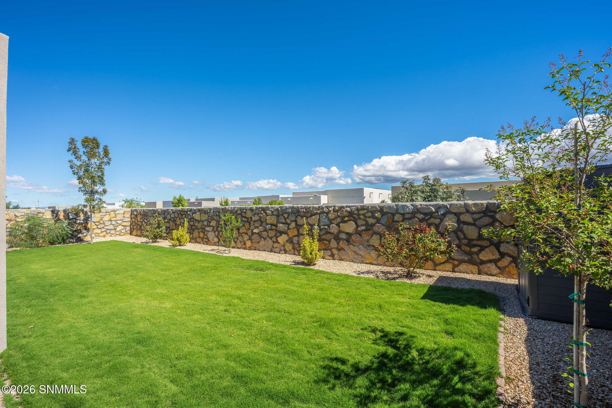4-web-or-mls-Snappin Homes (Blackbird651