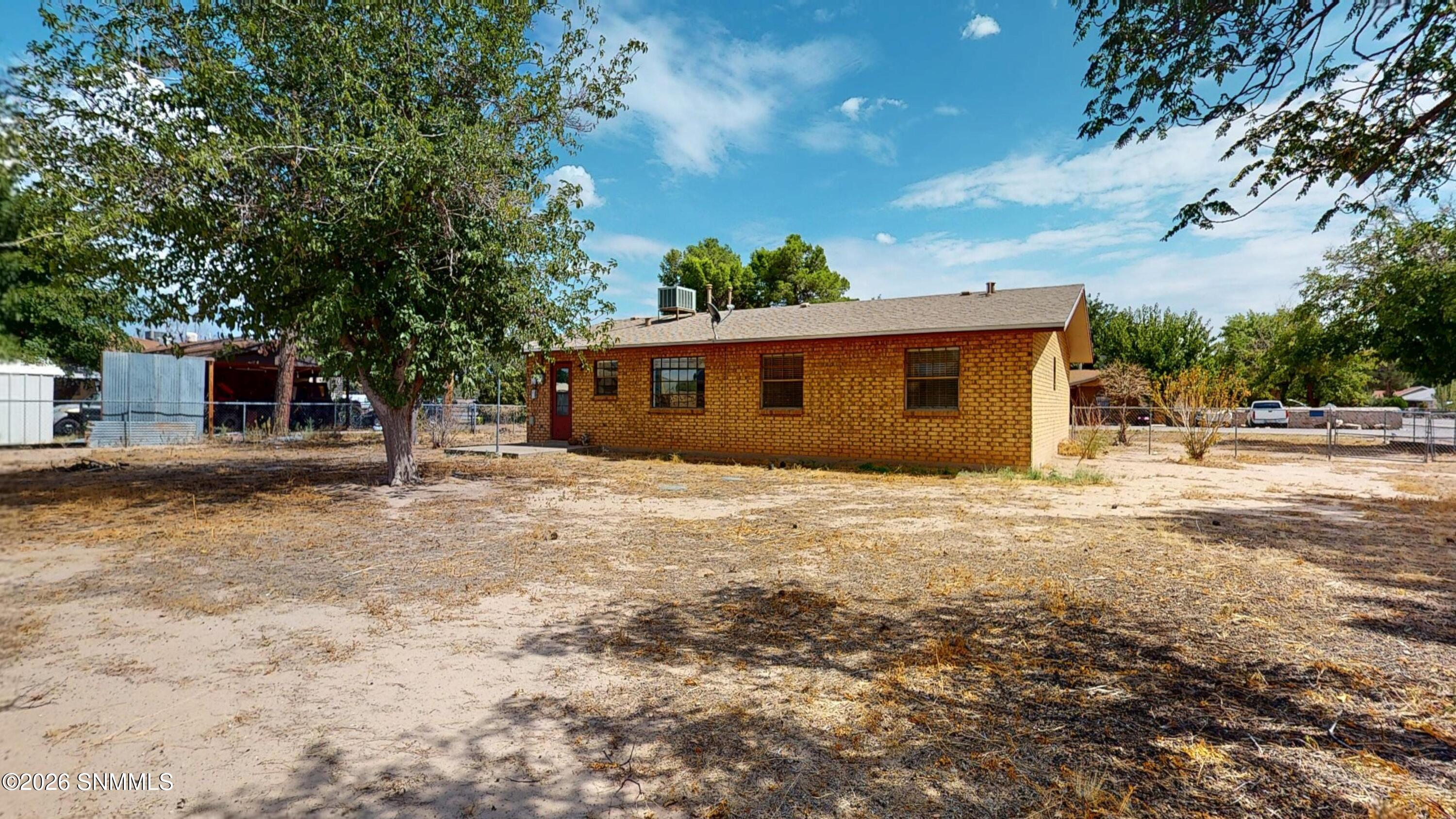 2665-La-Luz-St-09272026_192633