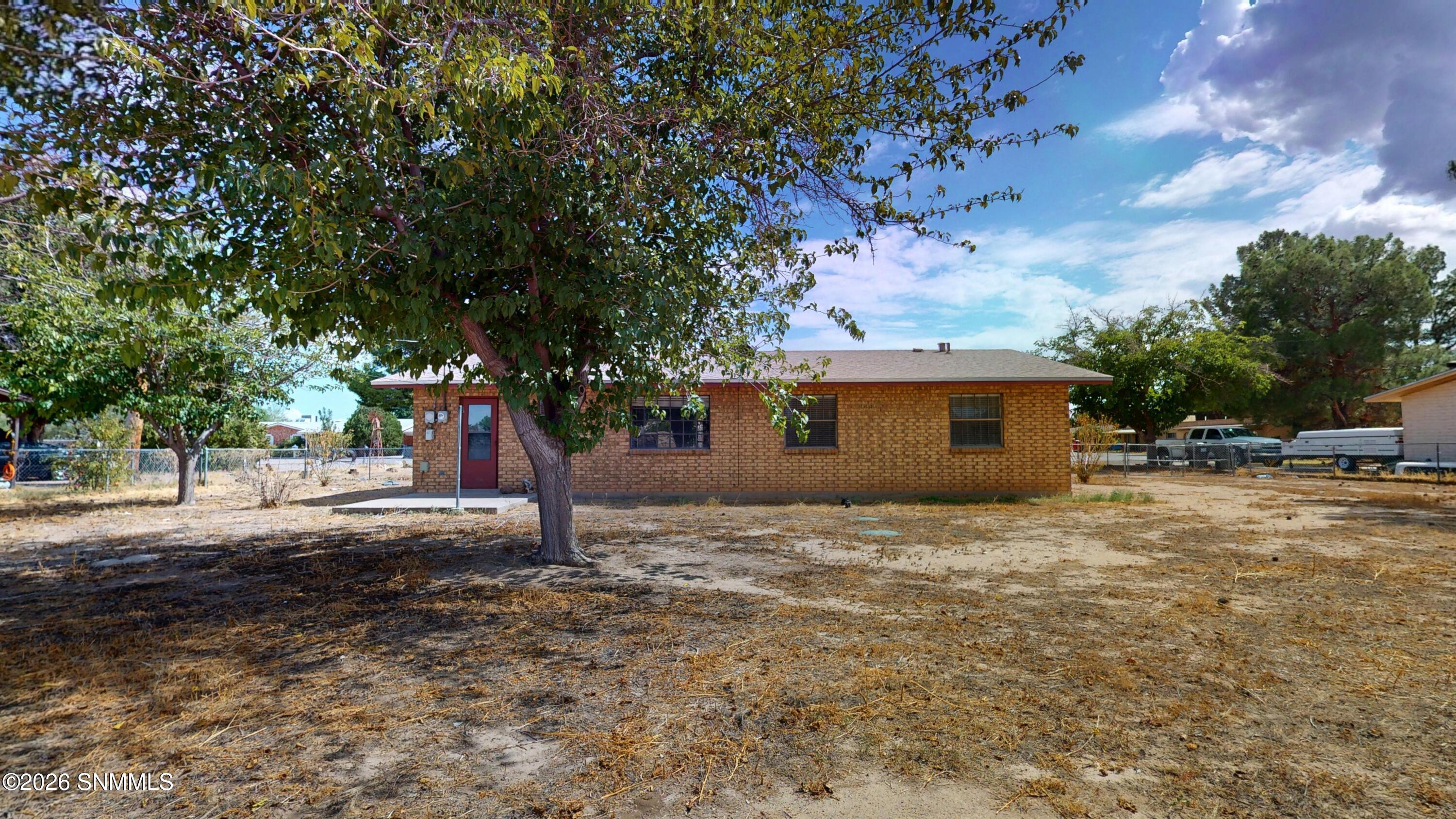 2665-La-Luz-St-09272026_192617