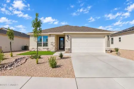 3543 King Fisher Street, Las Cruces, New Mexico 88012, 3 Bedrooms Bedrooms, ,2 BathroomsBathrooms,Residential,For Sale,King Fisher,2603127