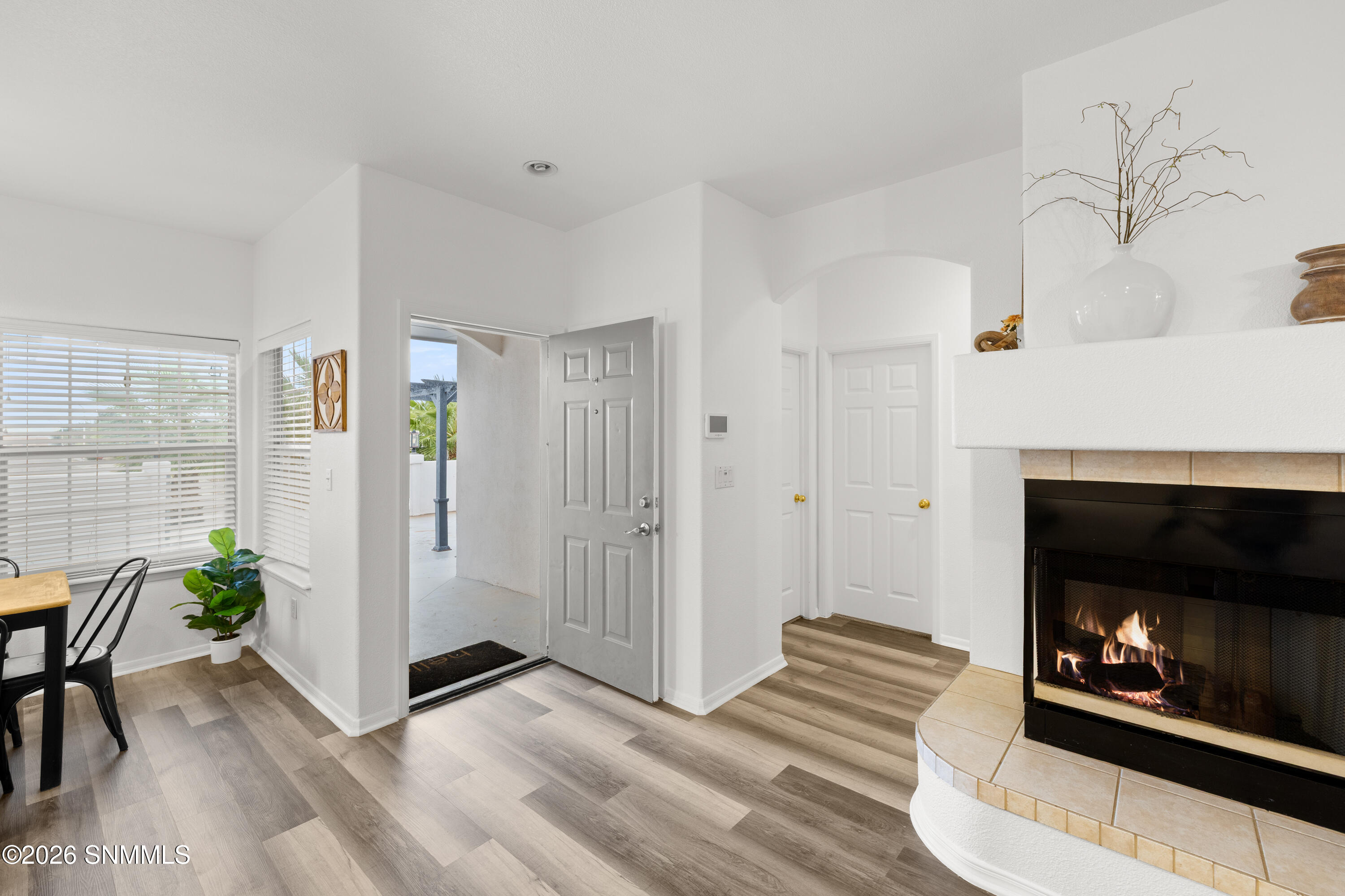 2572-Scenic-Crest-Loop-MLS-Camera-Guy-11