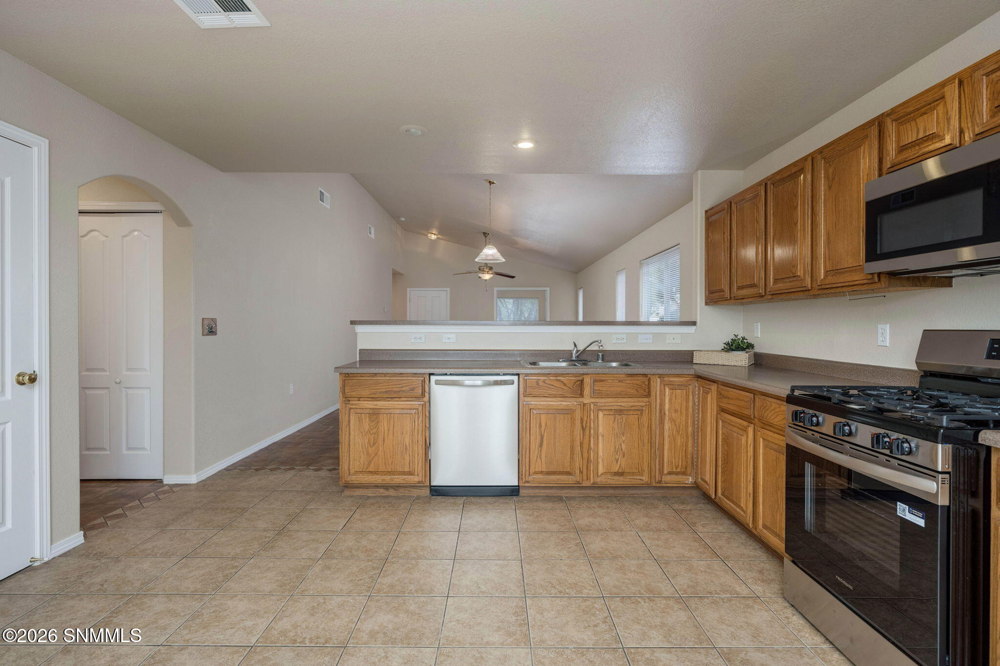 11-web-or-mls-Snappin Homes (CalleBella4