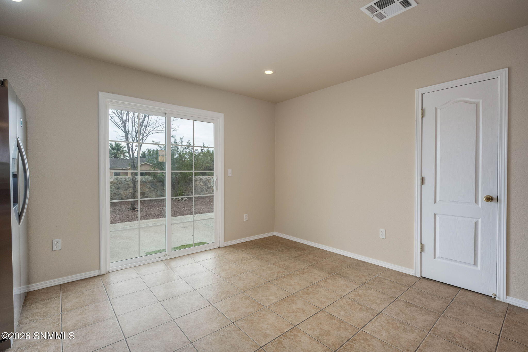 12-web-or-mls-Snappin Homes (CalleBella4