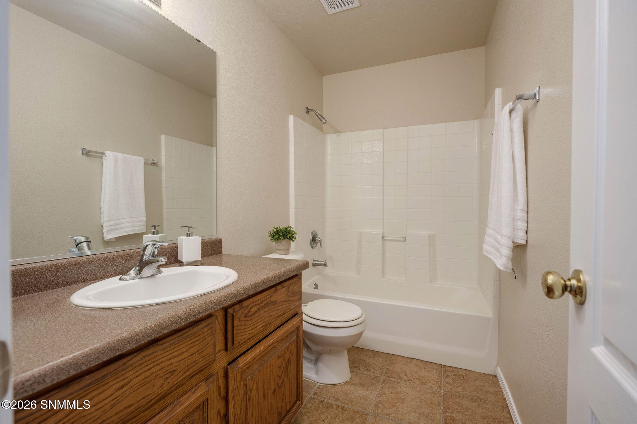 21-web-or-mls-Snappin Homes (CalleBella4