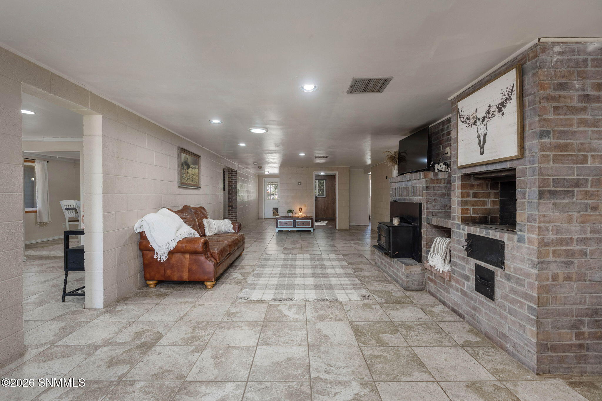 25-web-or-mls-Snappin Homes (Aliyah807)-